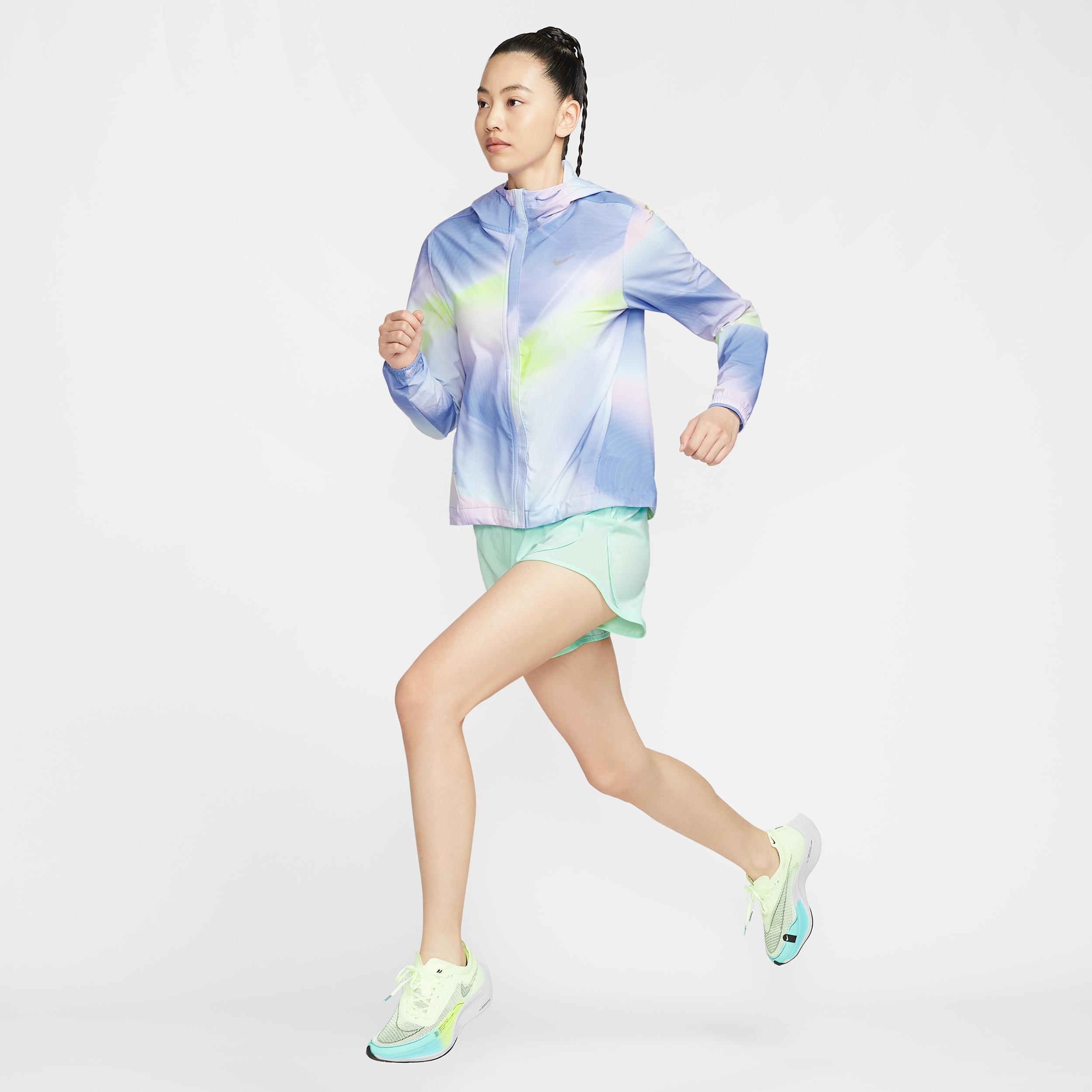 Nike Swift Women's Repel Running Jacket Product Image