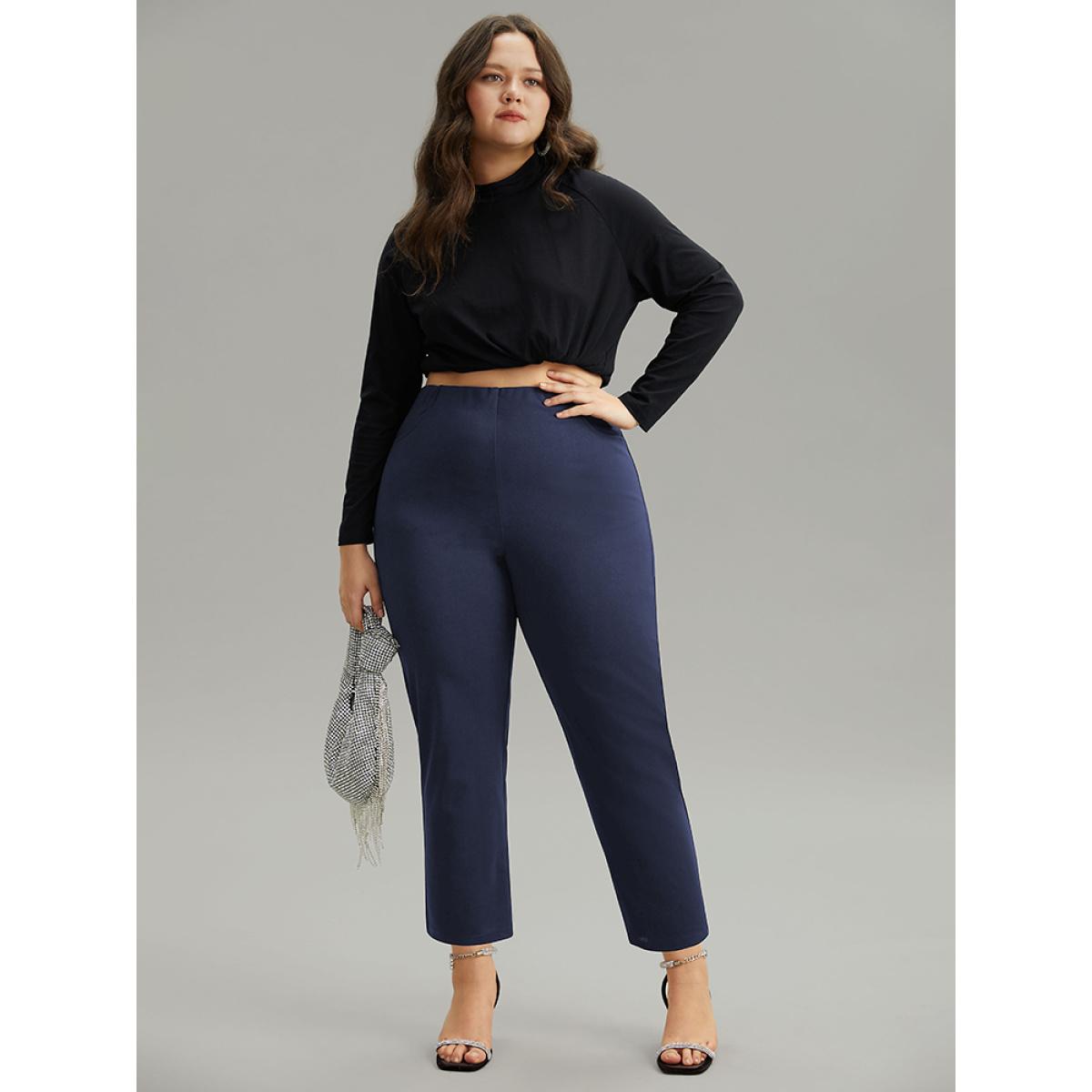 Plus Size Plain Pocket Bodycon Ankle Pants Women Indigo Work From Home Bodycon High Rise Office Pants BloomChic 26/4X Product Image