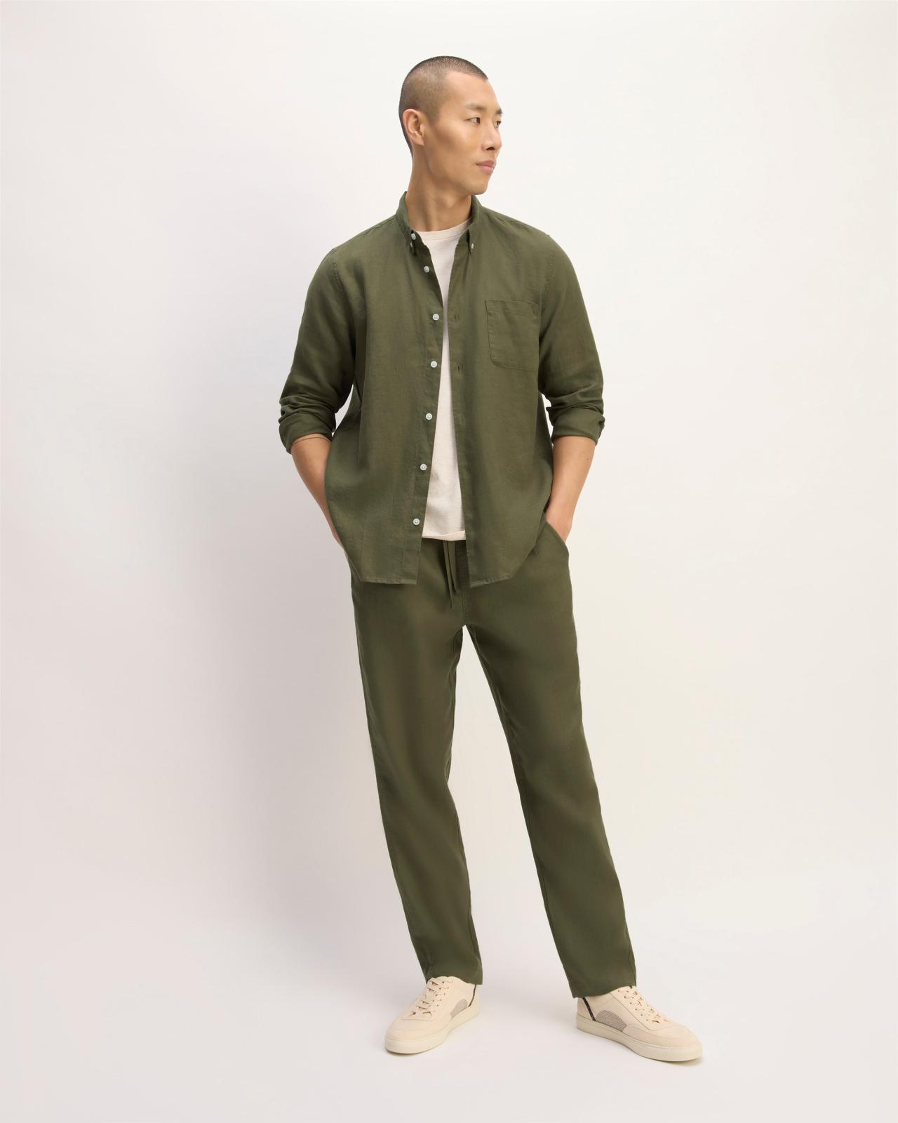 Mens Classic Shirt in Linen by Everlane Product Image