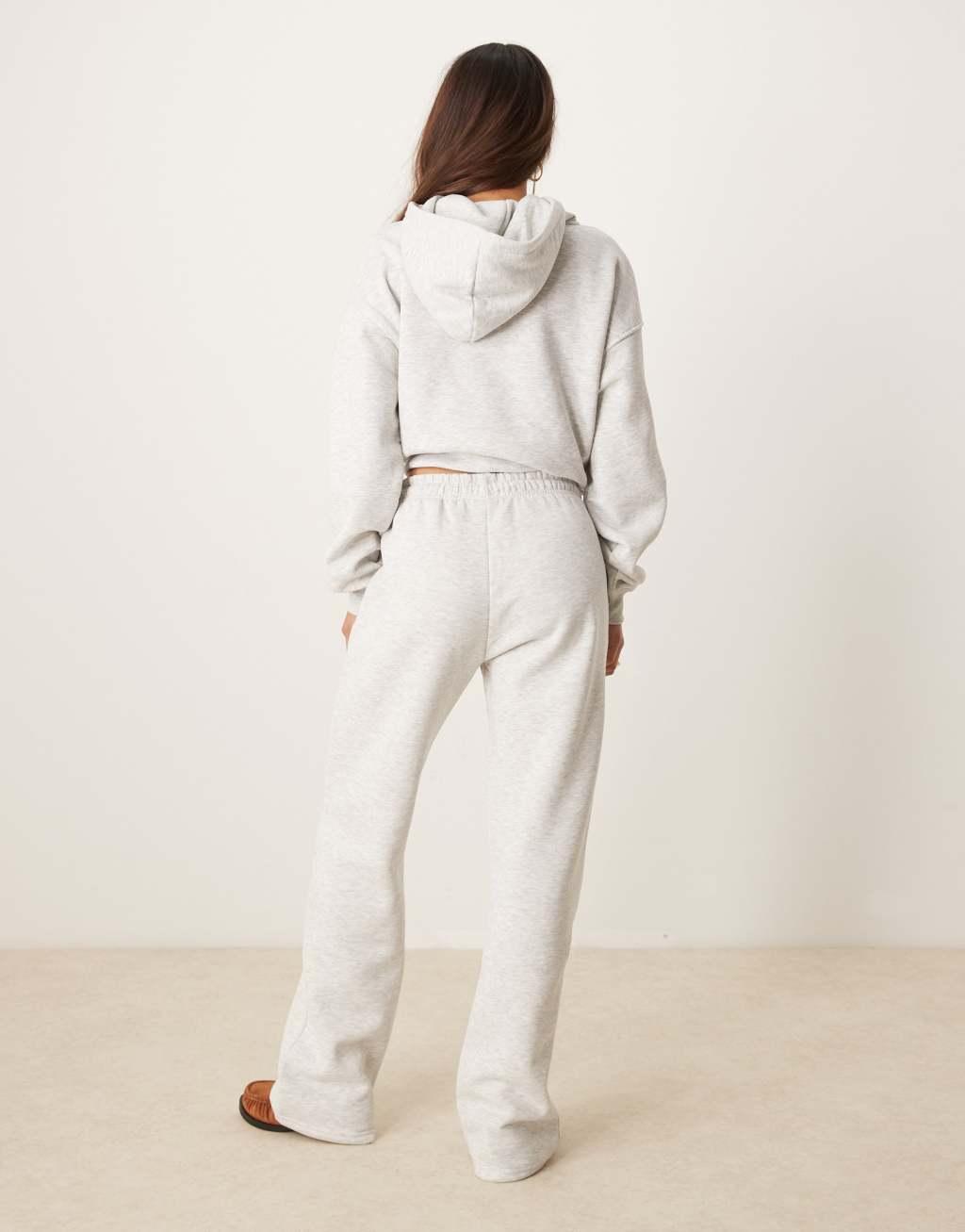 Gina Tricot loose fit straight leg sweatpants in light gray melange Product Image