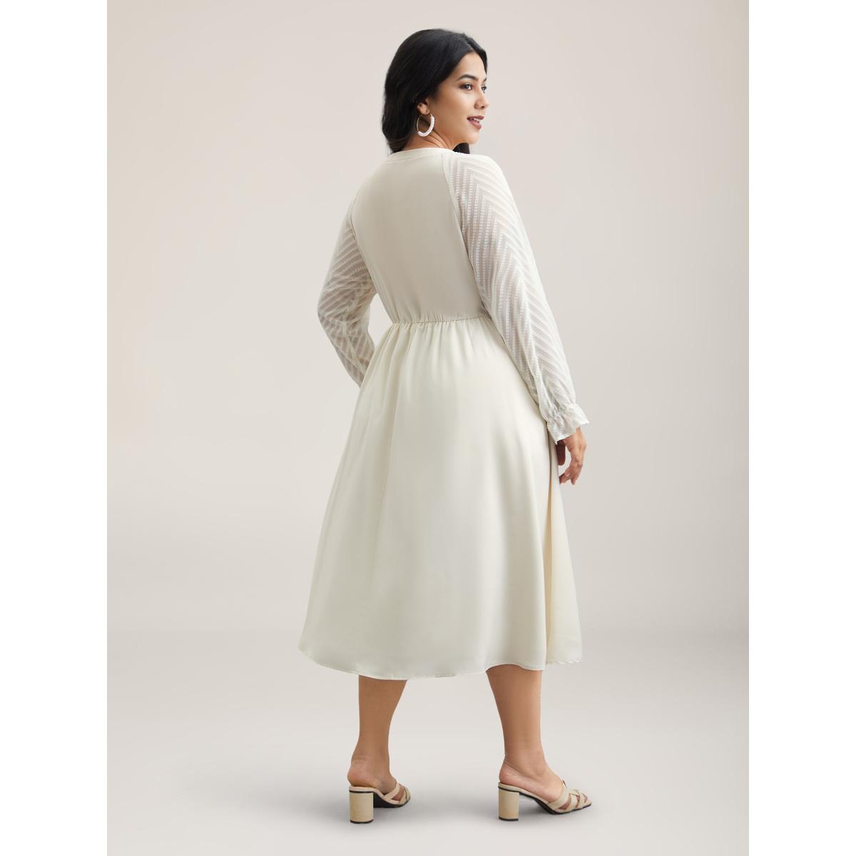 Plus Size Stretchy-Waist Pockets Plain Textured Midi Dress Beige Women Elegant Texture Round Neck Long Sleeve Curvy BloomChic 28/5X Product Image