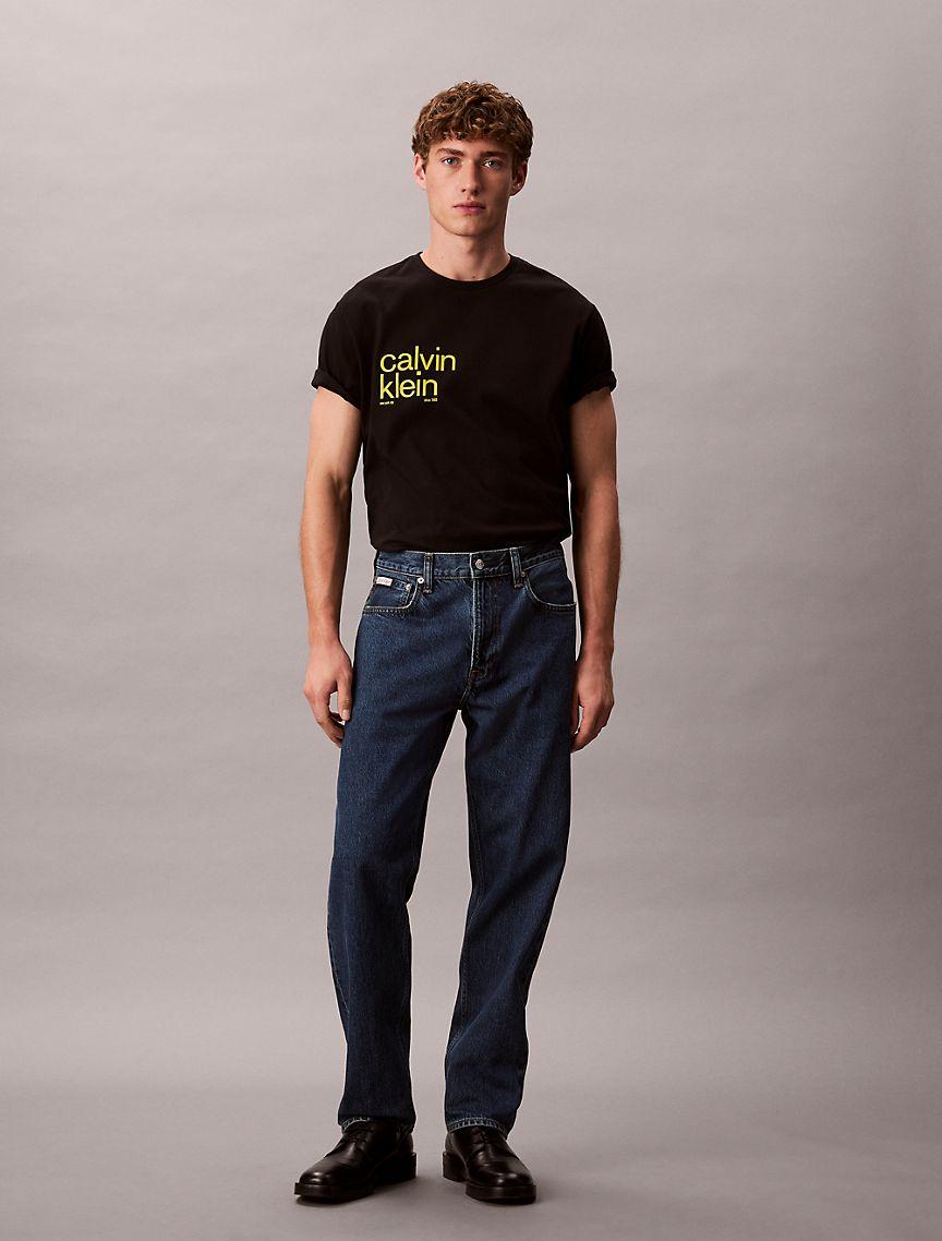 Circle Graphic Relaxed T-Shirt Product Image