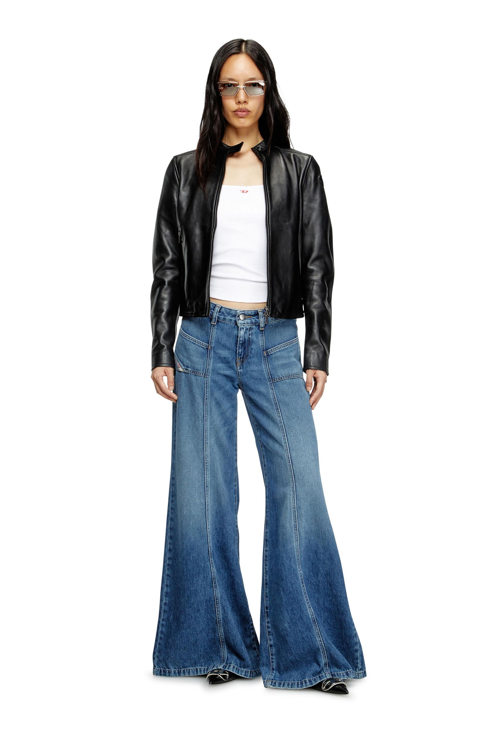 Flare Jeans D-Akii 09M56 Product Image