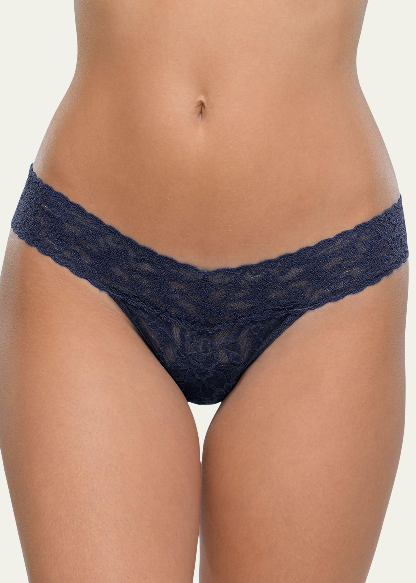 Signature Lace Low Rise Thong Product Image