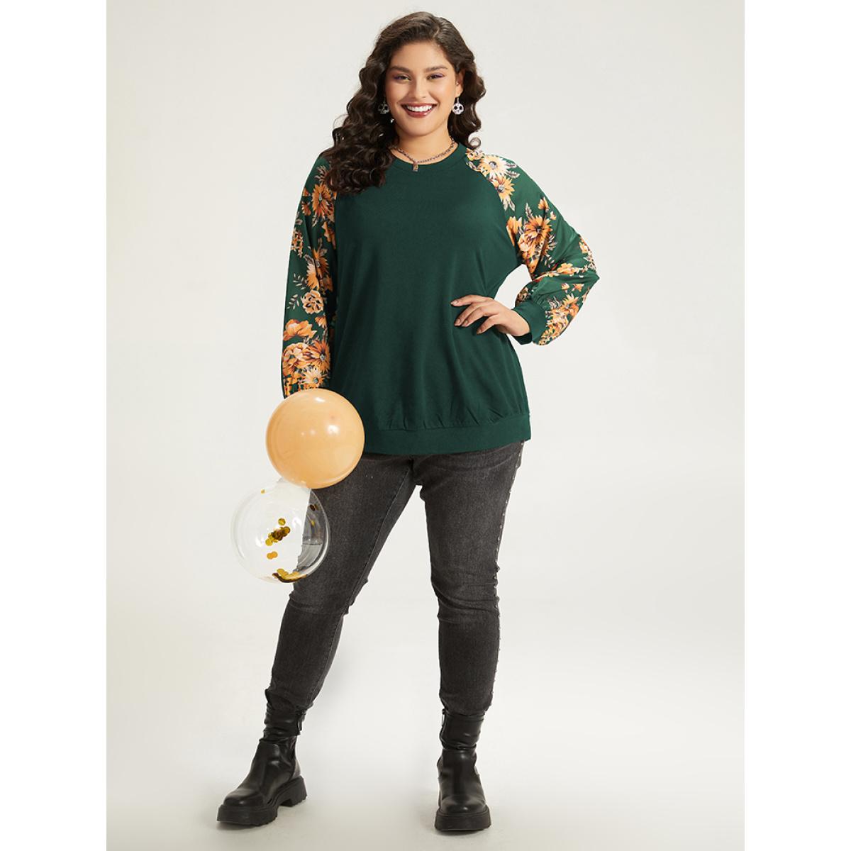 Plus Size Halloween Floral Patchwork Print Raglan Sleeve Sweatshirt Women DarkGreen Casual Elastic cuffs Round Neck Festival-Halloween Sweatshirts BloomChic 30/6X Product Image