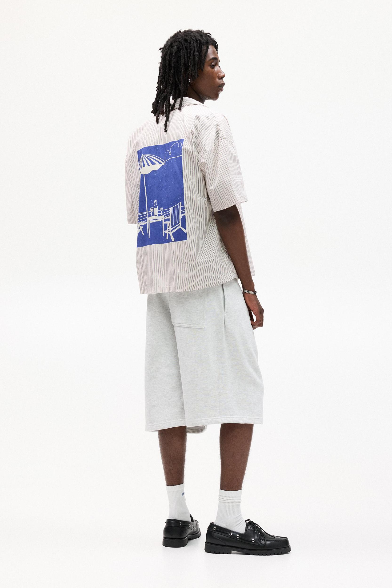 Striped short sleeve shirt Product Image