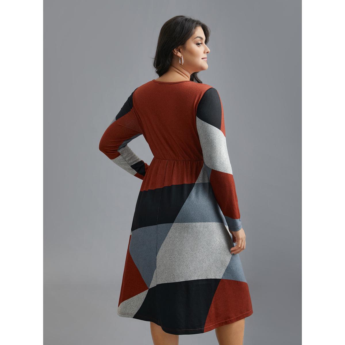 Plus Size Round Neck Geometric Colorblock Contrast Dress Multicolor Women Casual Contrast Knit Dresses Bloomchic 30/6X Product Image