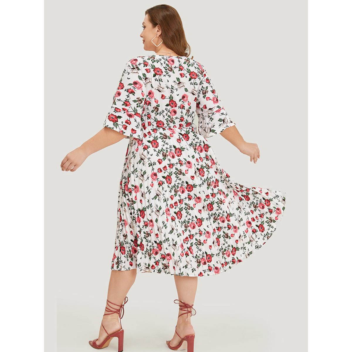 Plus Size Floral Print Pleated Hem Pocket Bell Sleeve Midi Dress Multicolor Women Elegant Pleated Round Neck Half Sleeve Curvy Midi Dress BloomChic 10/M Product Image