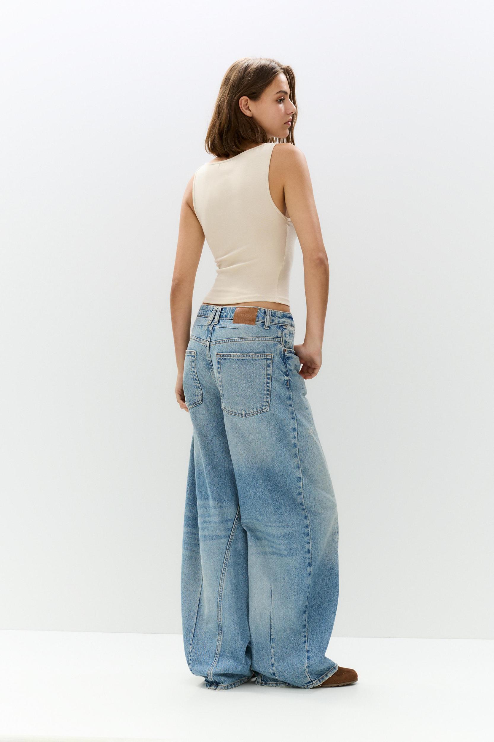 Pack of 3 basic vest tops Product Image