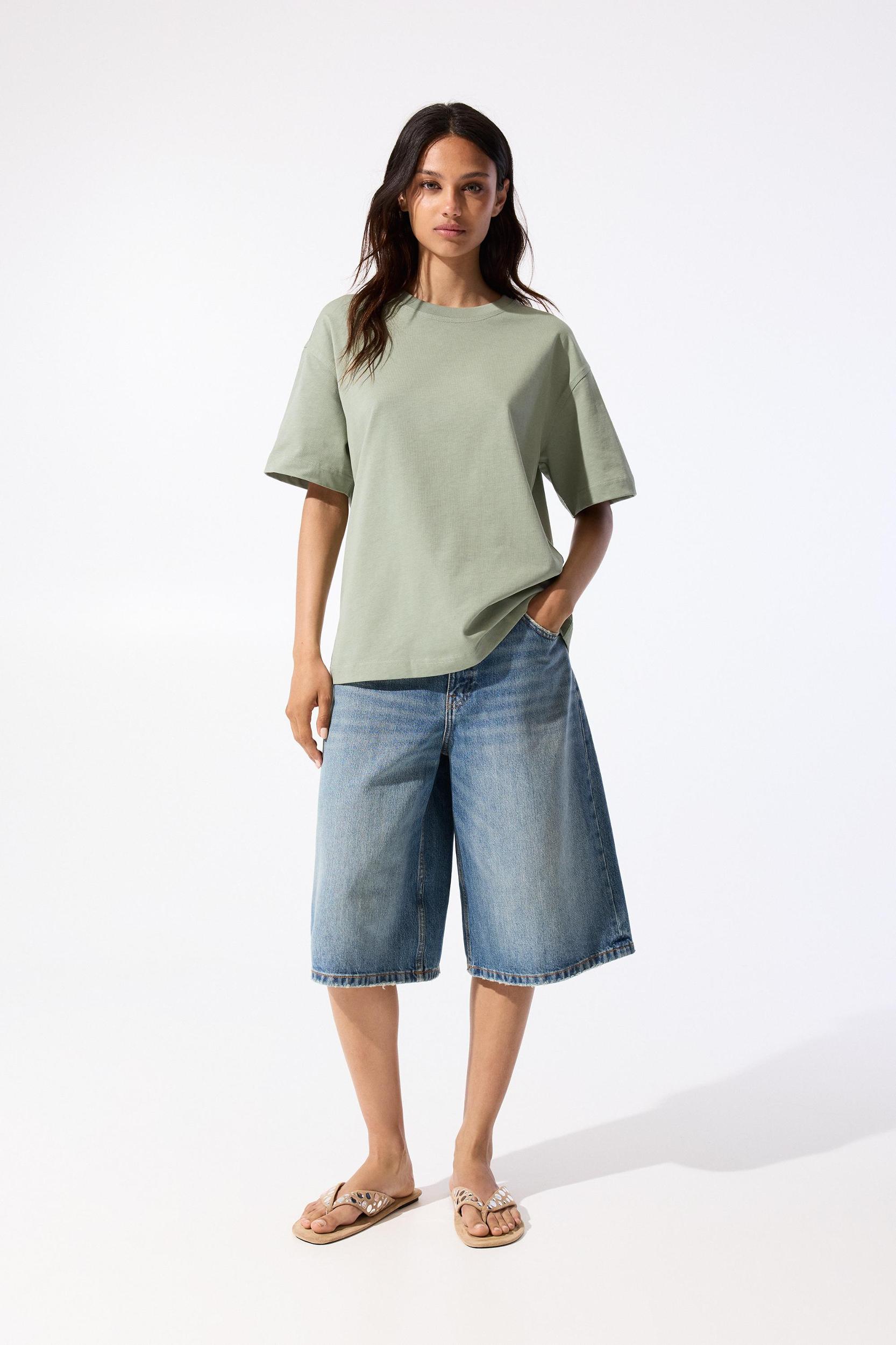 Oversized T-shirt Product Image