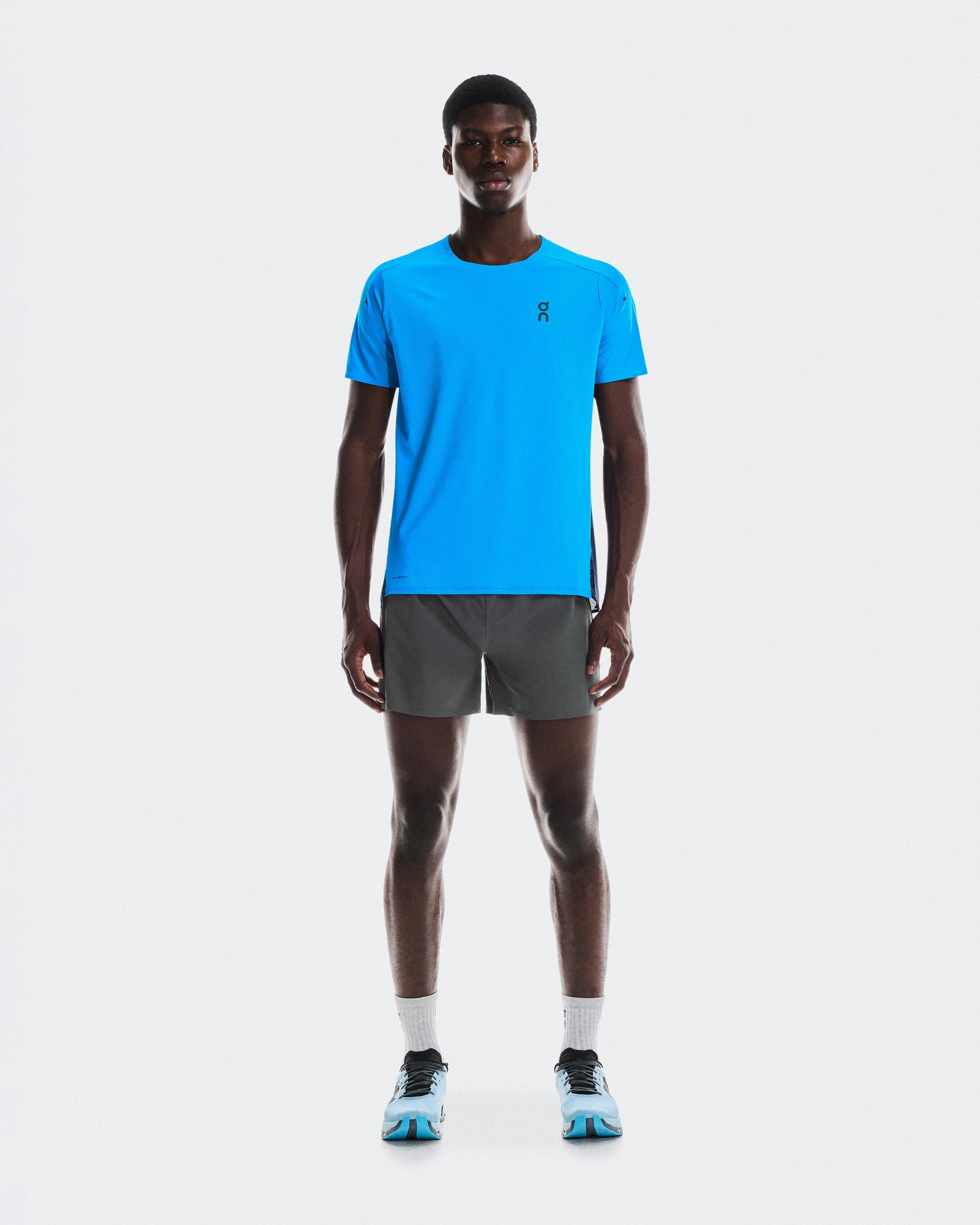 Performance-T: High-tech Fabric, Breathable Men's T-shirt Product Image