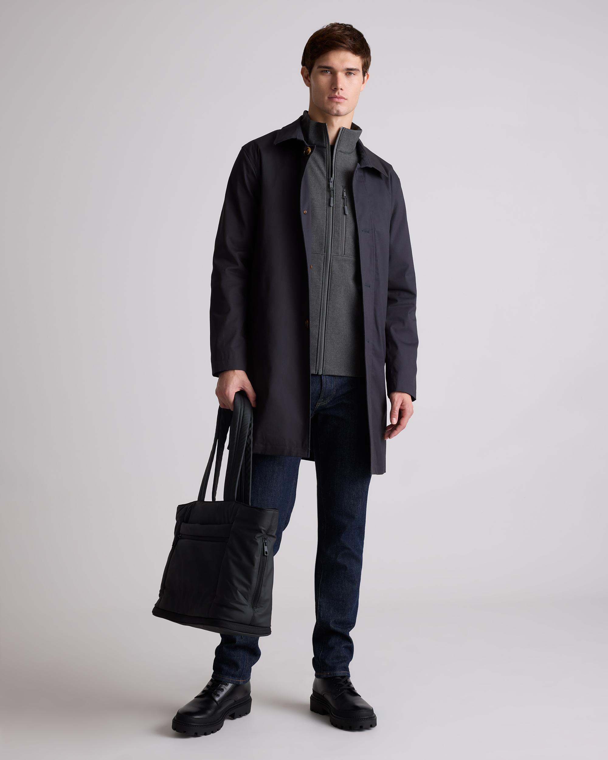 Quince | Men's Softshell Fleece-Lined Full-Zip Vest Recycled Polyester Product Image