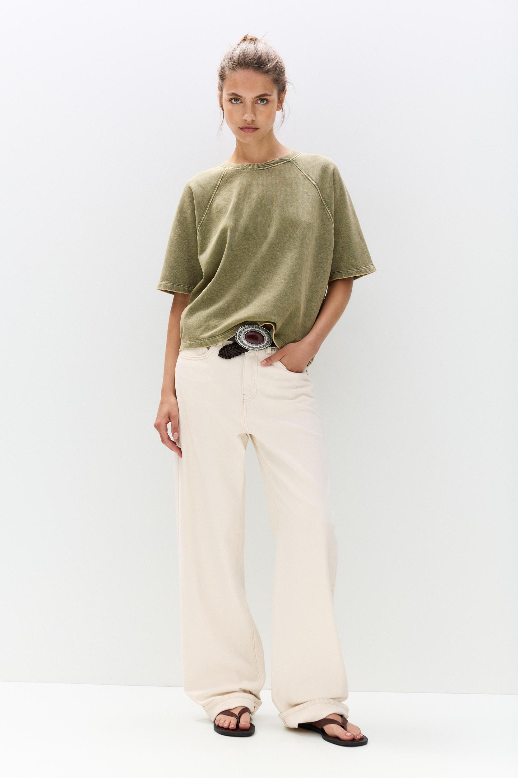 Straight-leg baggy jeans with turn-up hems Product Image