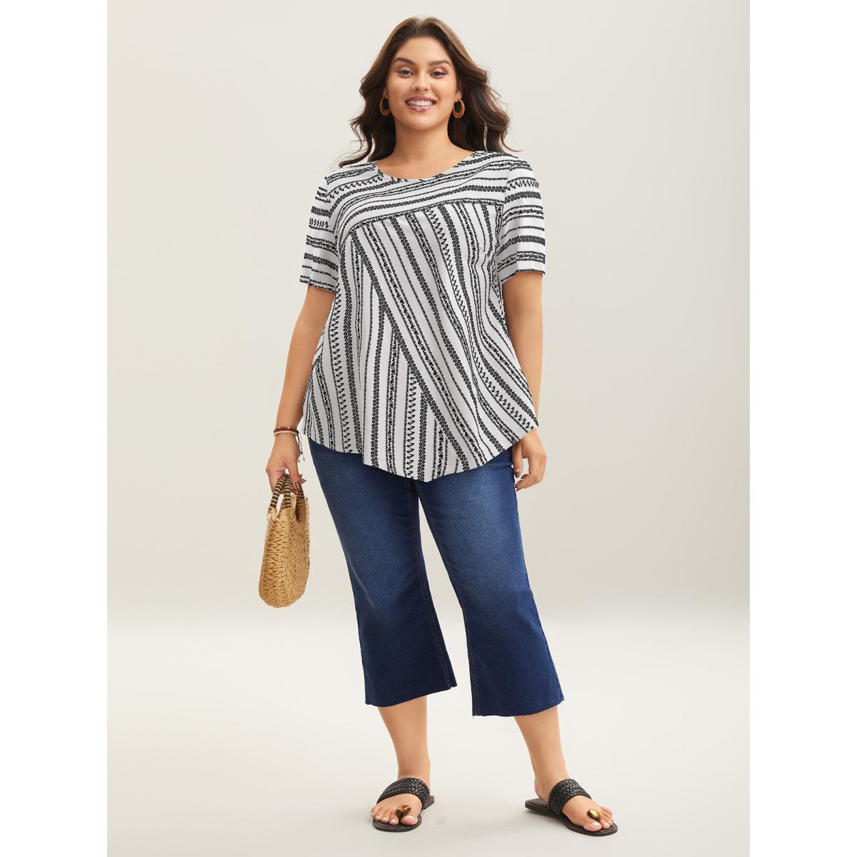 Plus Size Originalwhite Striped Overlap Print Curvy Hem Blouse Women Resort Short sleeve Round Neck Vacation Blouses BloomChic 28/5X Product Image