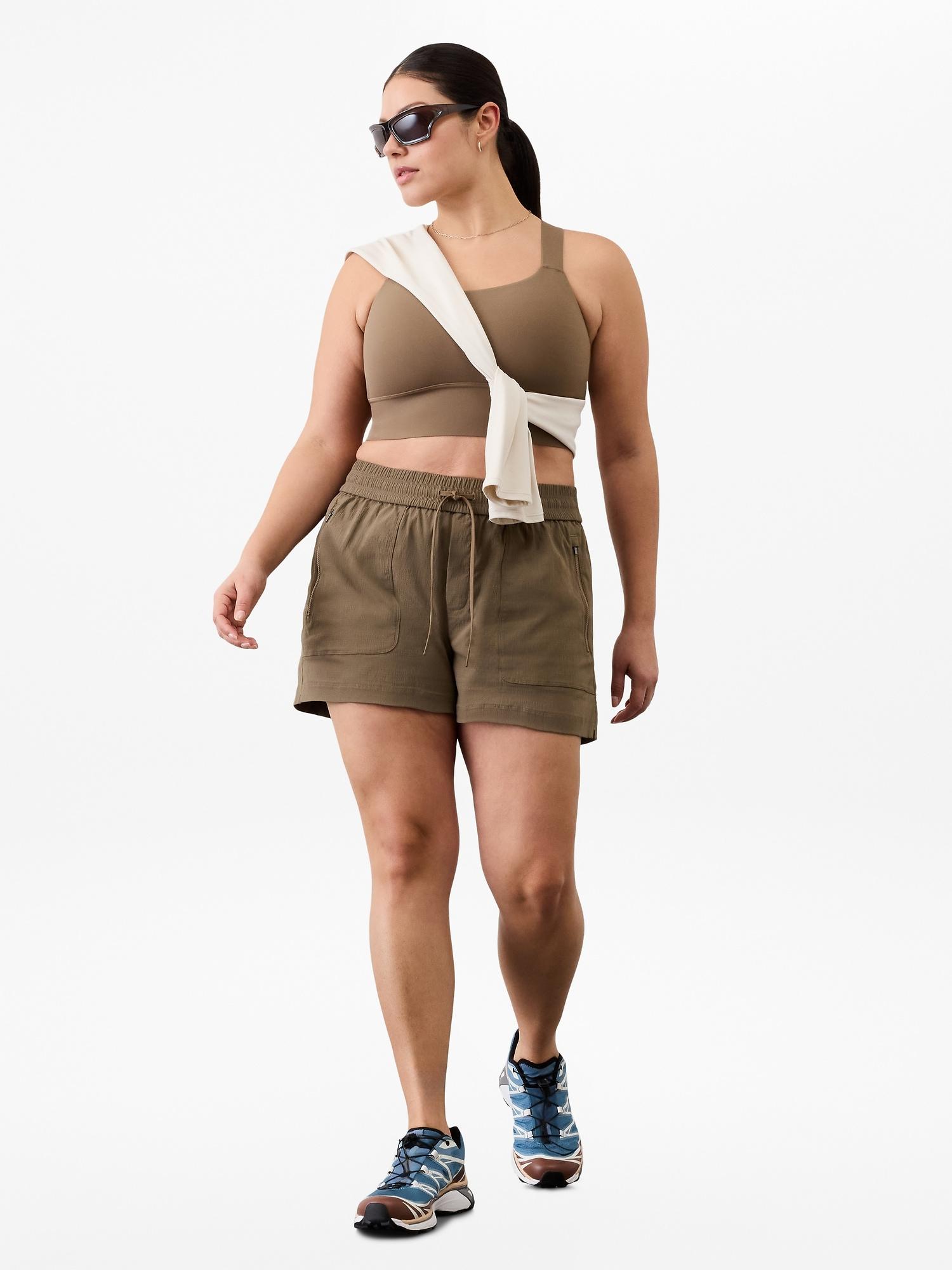 Trekkie North Mid Rise Short Product Image