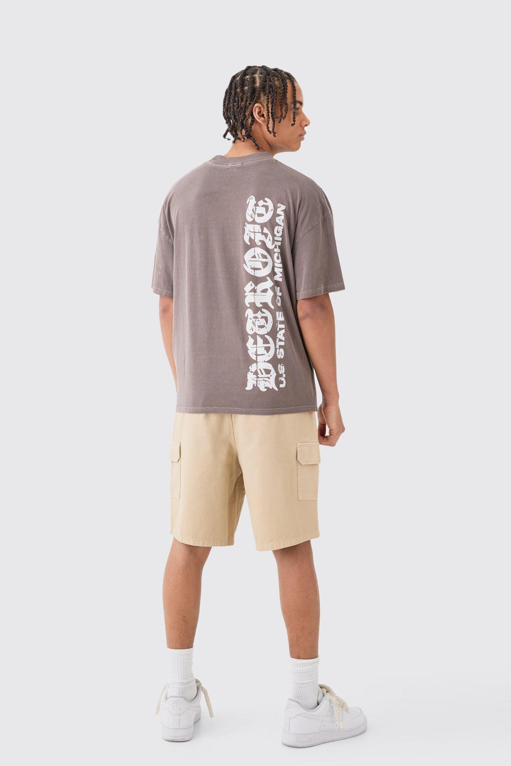 Relaxed Fit Elasticated Waist Cargo Shorts | boohooMAN USA Product Image