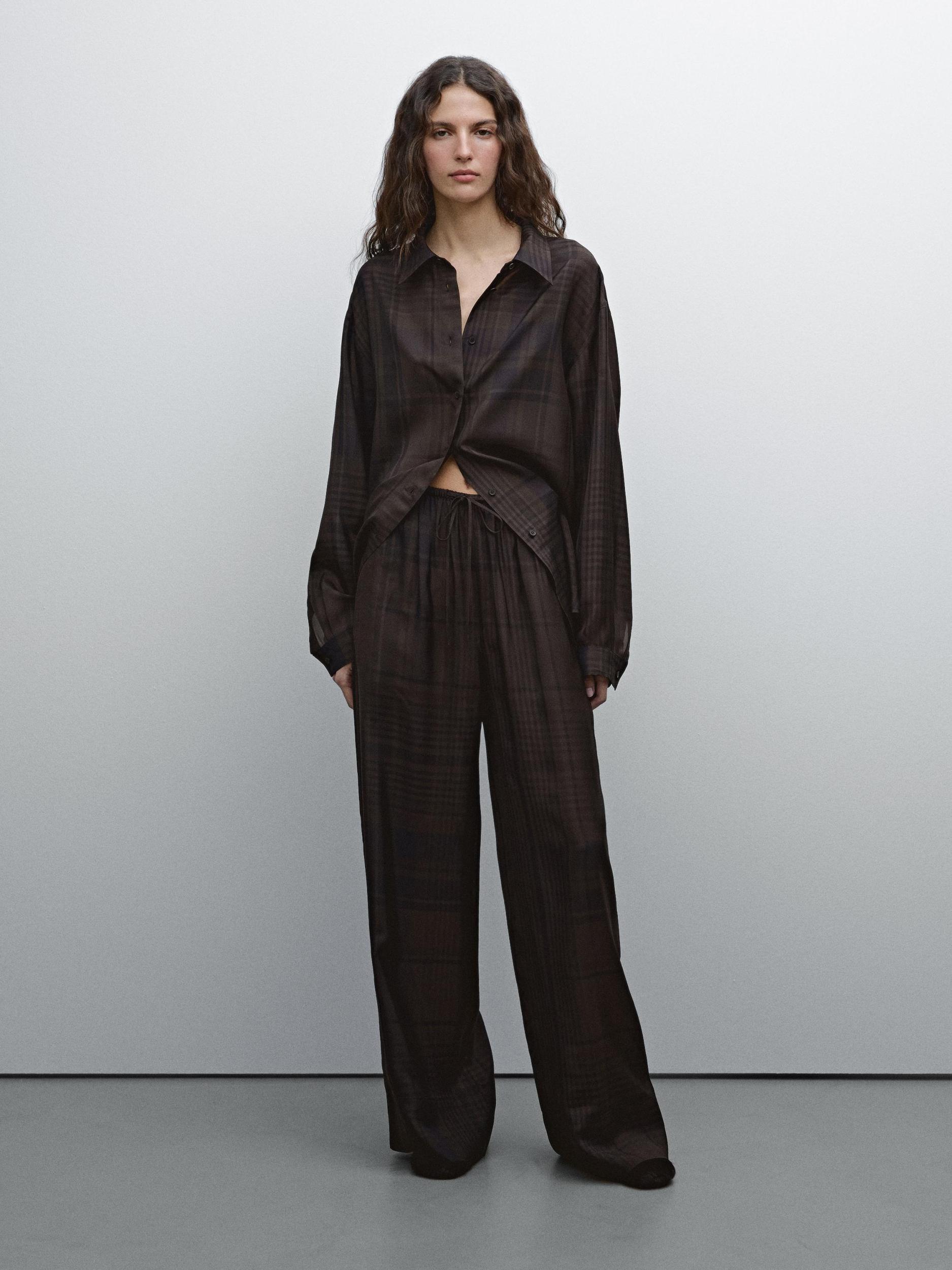 Check trousers with elastic waistband Product Image