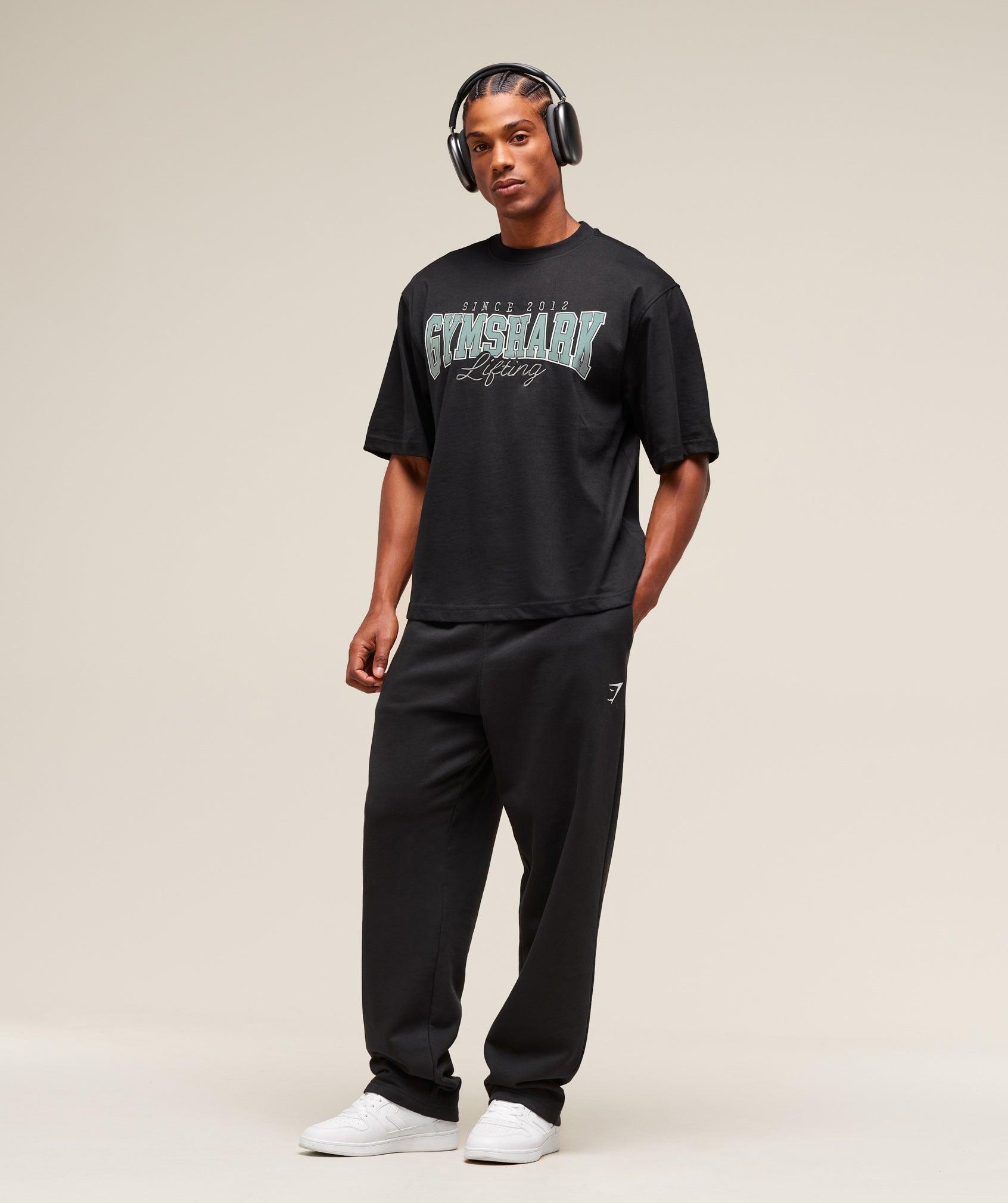 Gymshark Lifting Essentials T-Shirt - Black Male Product Image