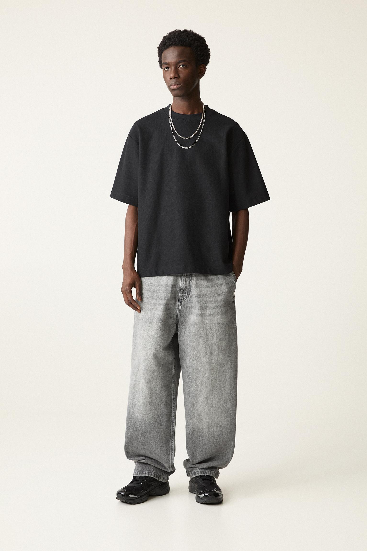 Textured short sleeve sweatshirt Product Image