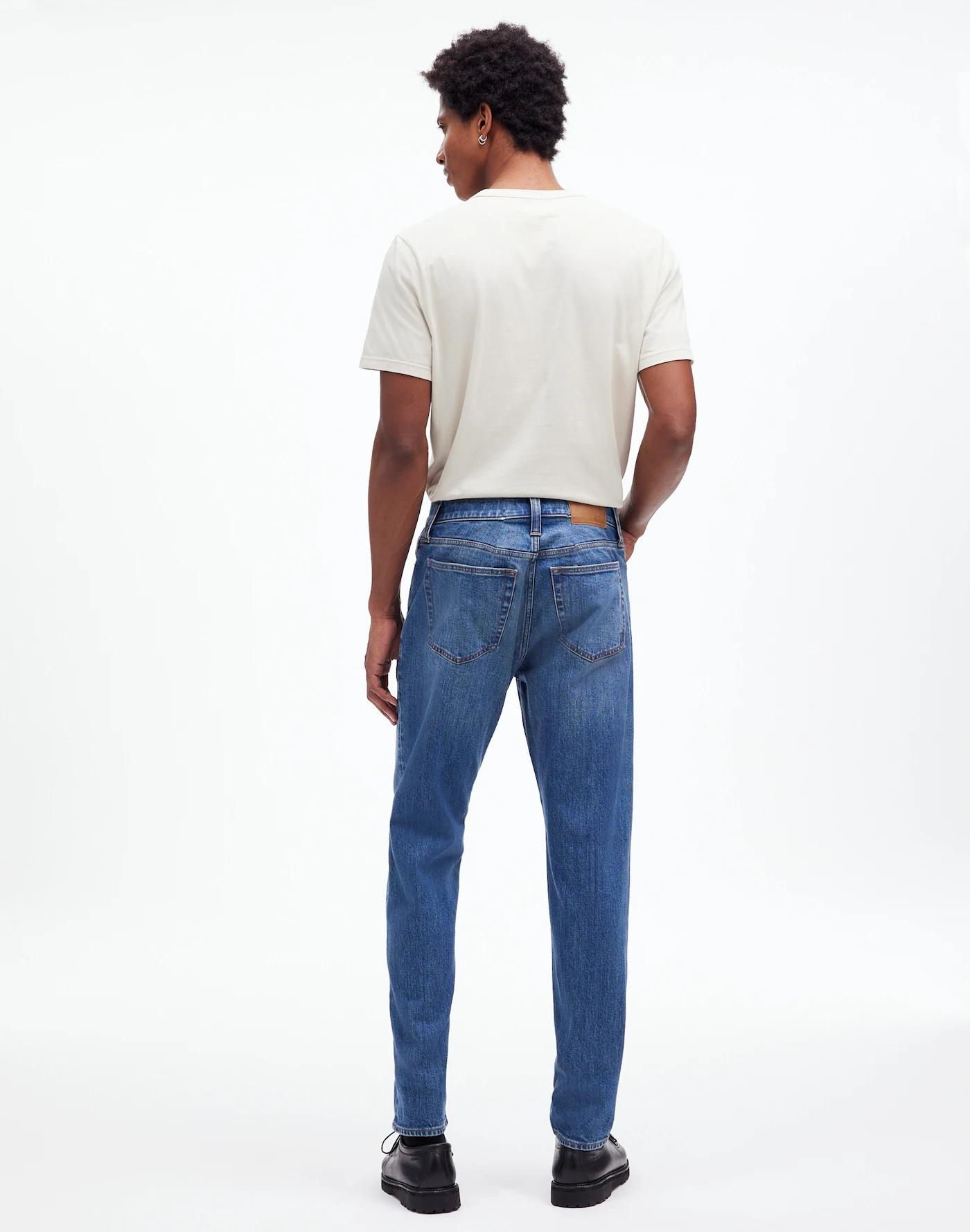 Relaxed Taper Jeans Product Image