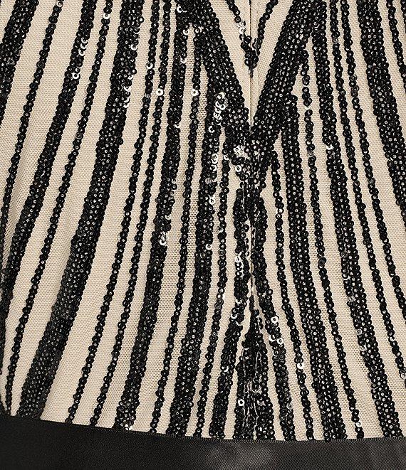 R & M Richards Plus Size Short Sleeve Sweetheart Neck Embellished Sequin Gown Product Image