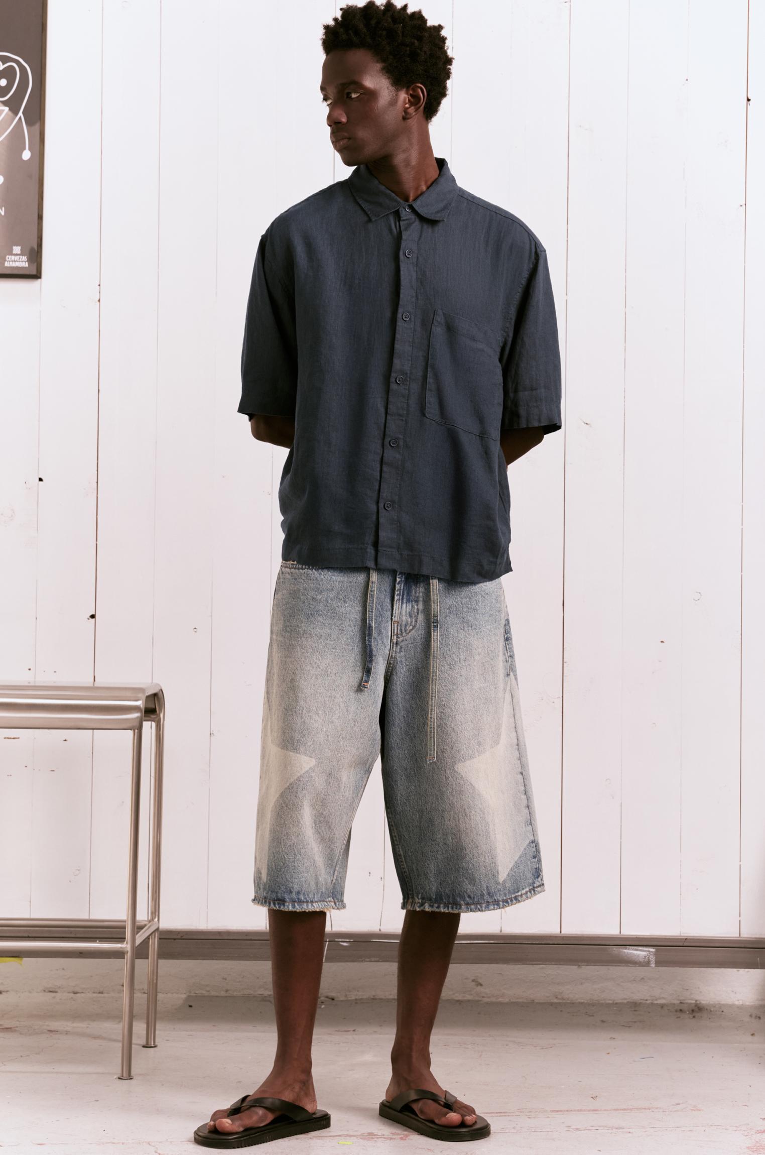 100% linen boxy shirt Product Image