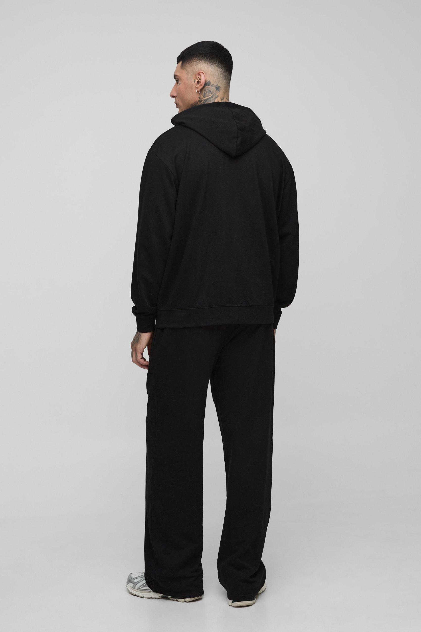 Tall Lightweight Wide Fit Basic Sweatpants | boohooMAN USA Product Image