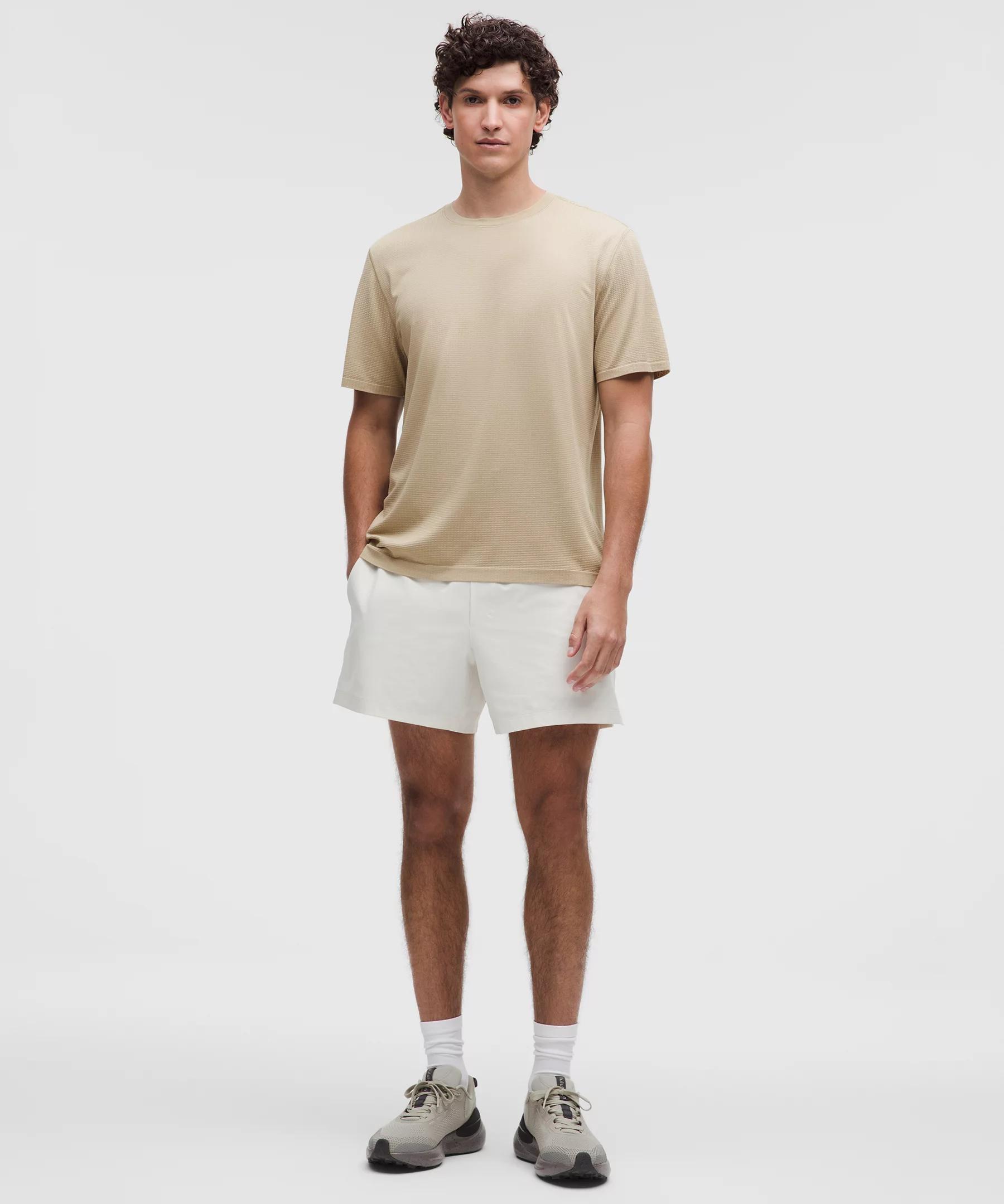 Metal Vent Tech Relaxed-Fit Short-Sleeve Shirt Product Image