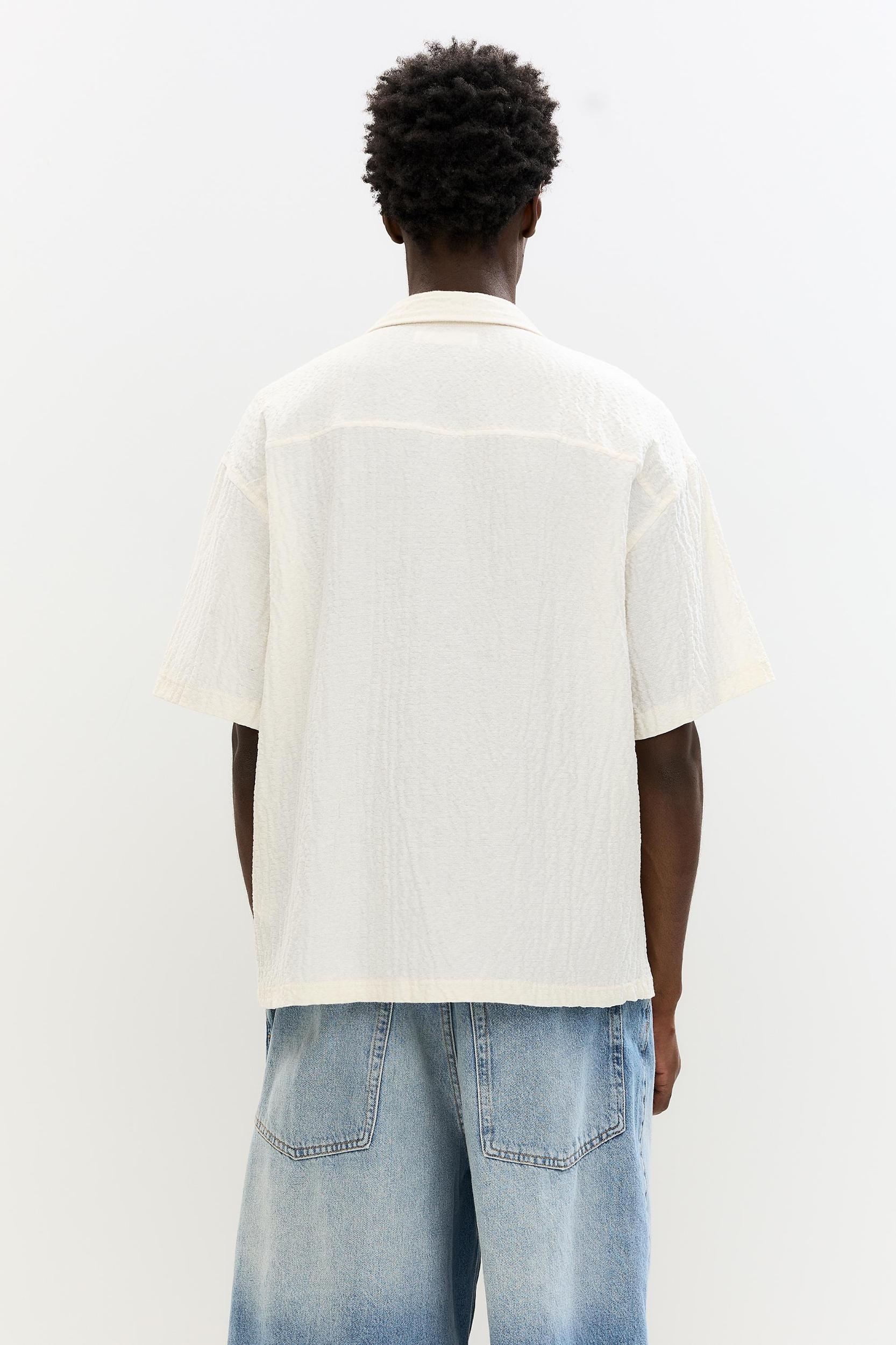 Short sleeve crepe shirt Product Image