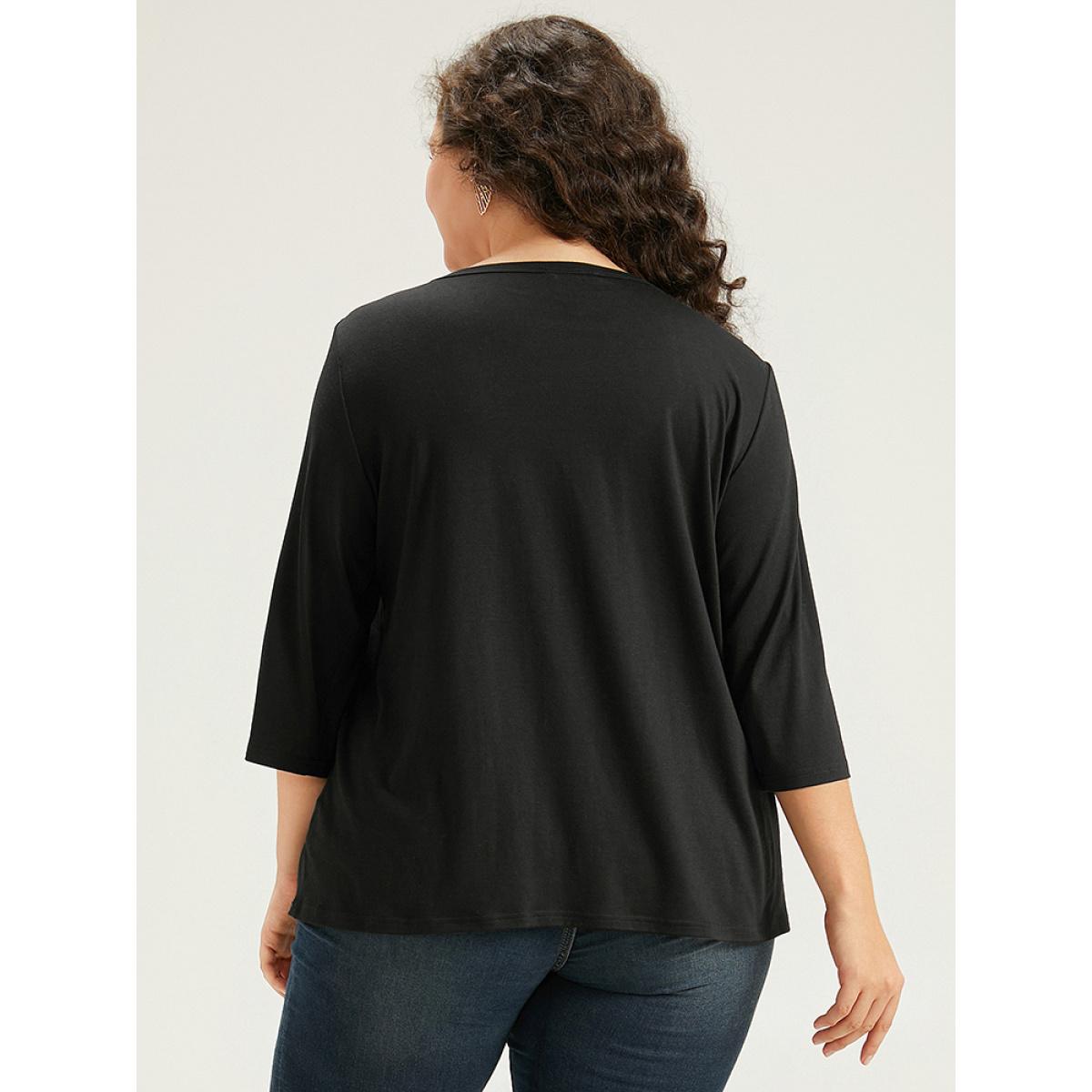 Plus Size Solid Crisscross Neck Cut Out T-shirt Black Women Elegant Plain Plain Keyhole Cut-Out Dailywear T-shirts BloomChic 26/4X Product Image