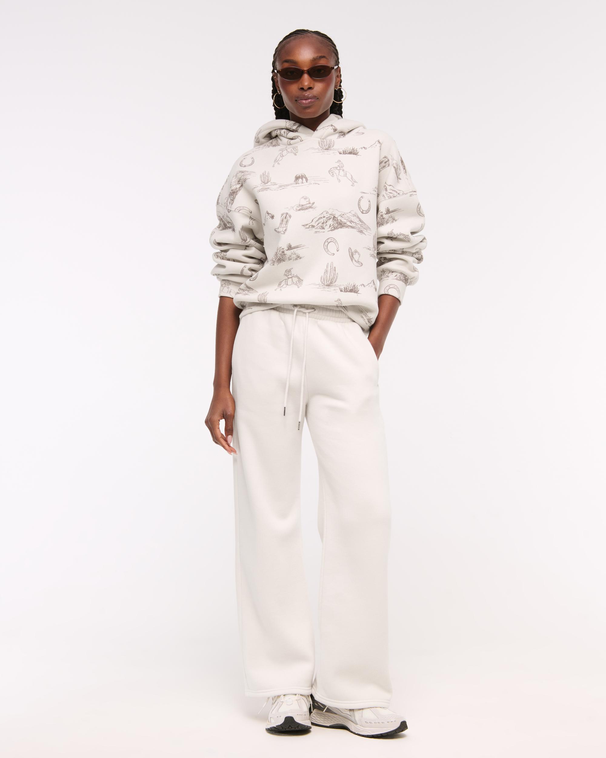 Essential Wide Leg Sunday Sweatpant Product Image