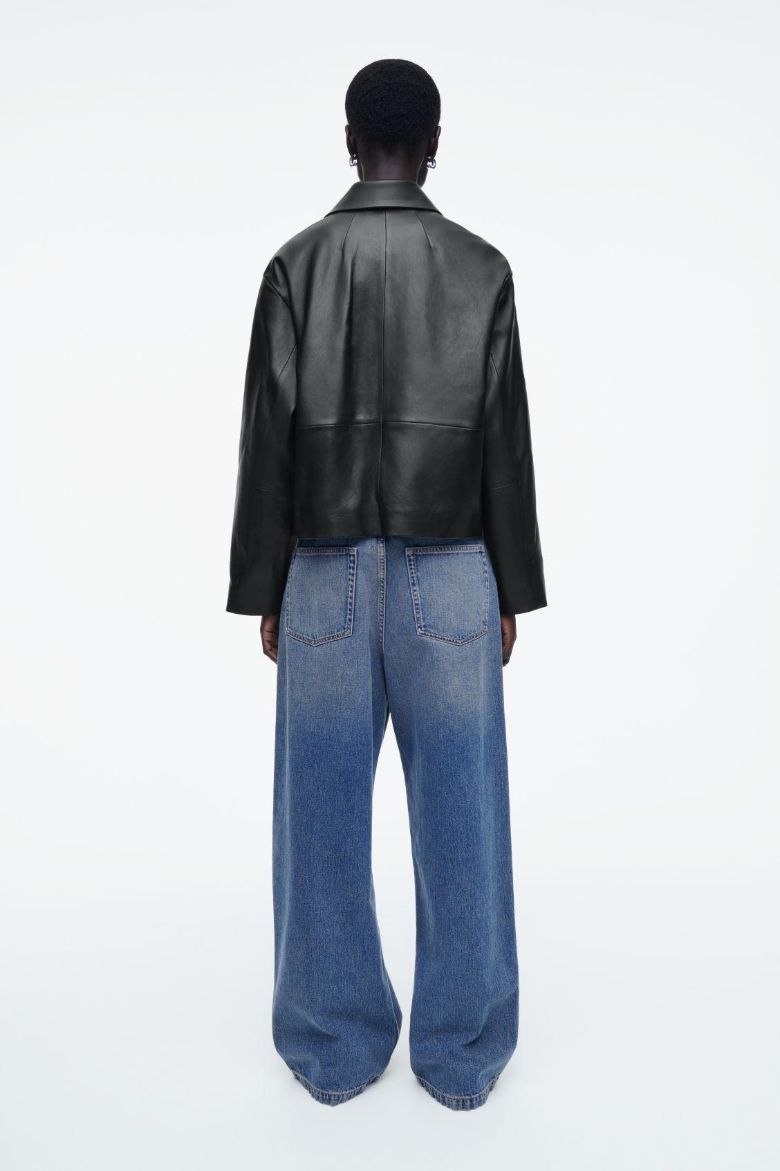 BOXY COLLARED LEATHER JACKET Product Image