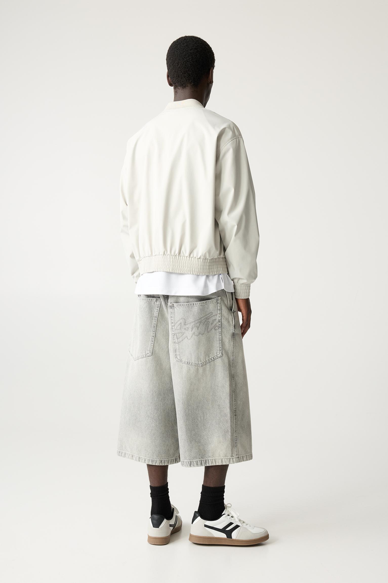 Lightweight bomber jacket Product Image