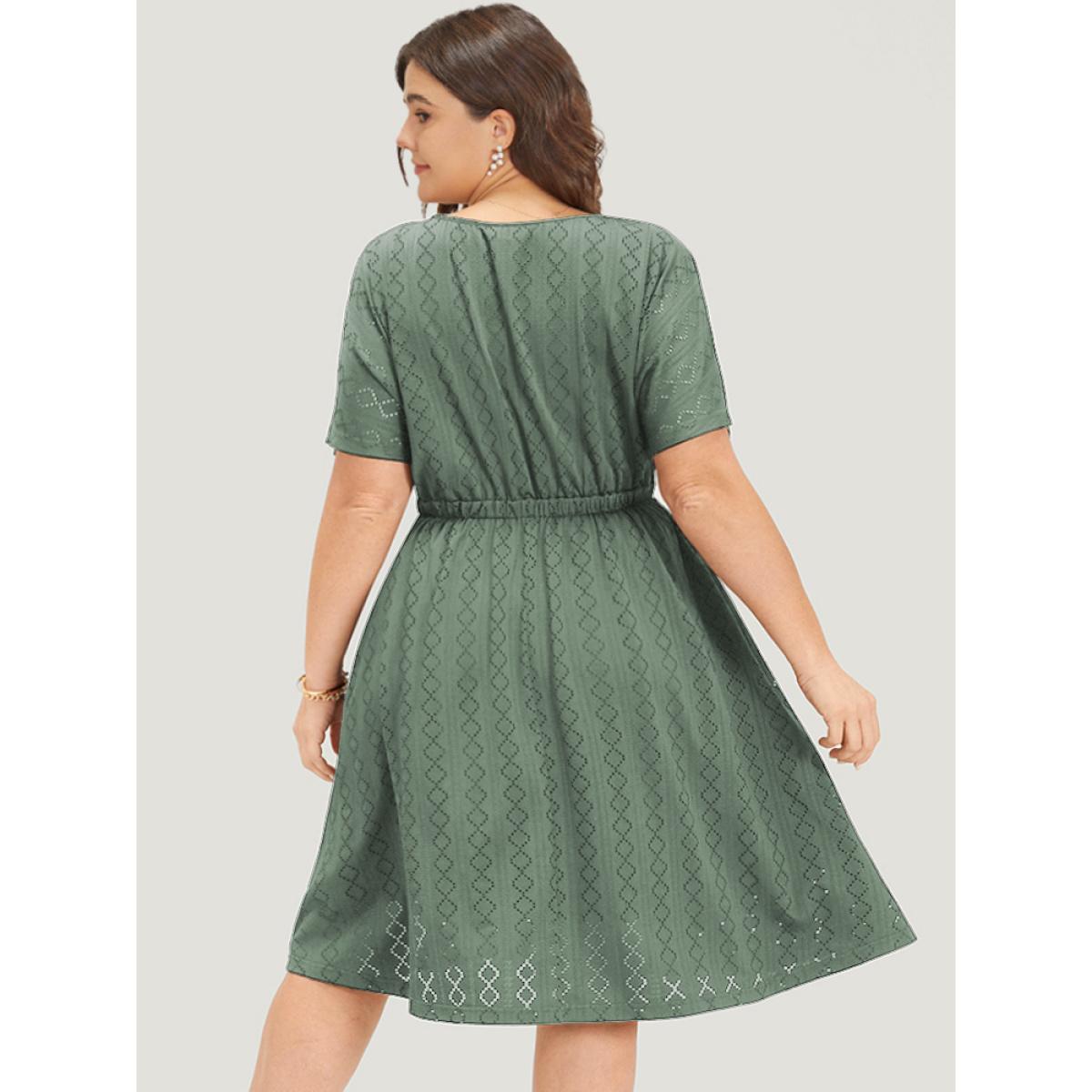 Plus Size Plain Geo Eyelet Batwing Sleeve Elastic Waist Dress Mint Women Casual Texture Round Neck Short sleeve Curvy Midi Dress BloomChic 18-20/2X Product Image
