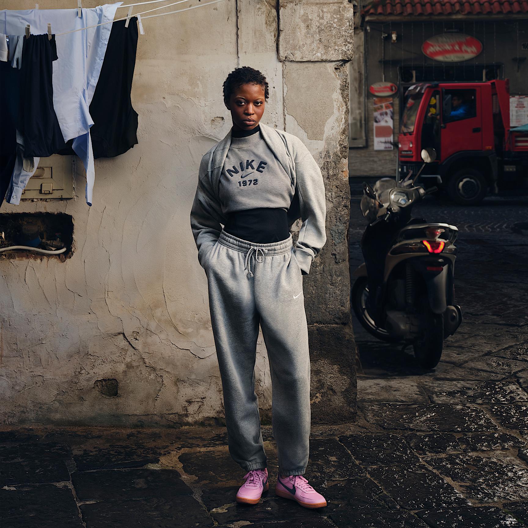 Women's Nike Sportswear Phoenix Fleece High-Waisted Oversized Sweatpants Product Image