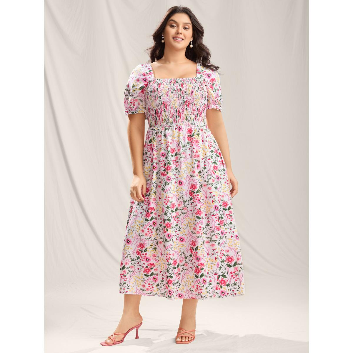 Plus Size Shirred Floral Print Pockets Maxi Dress WhiteSmoke Women Timeless Square Neck Short sleeve Curvy BloomChic 30/6X Product Image