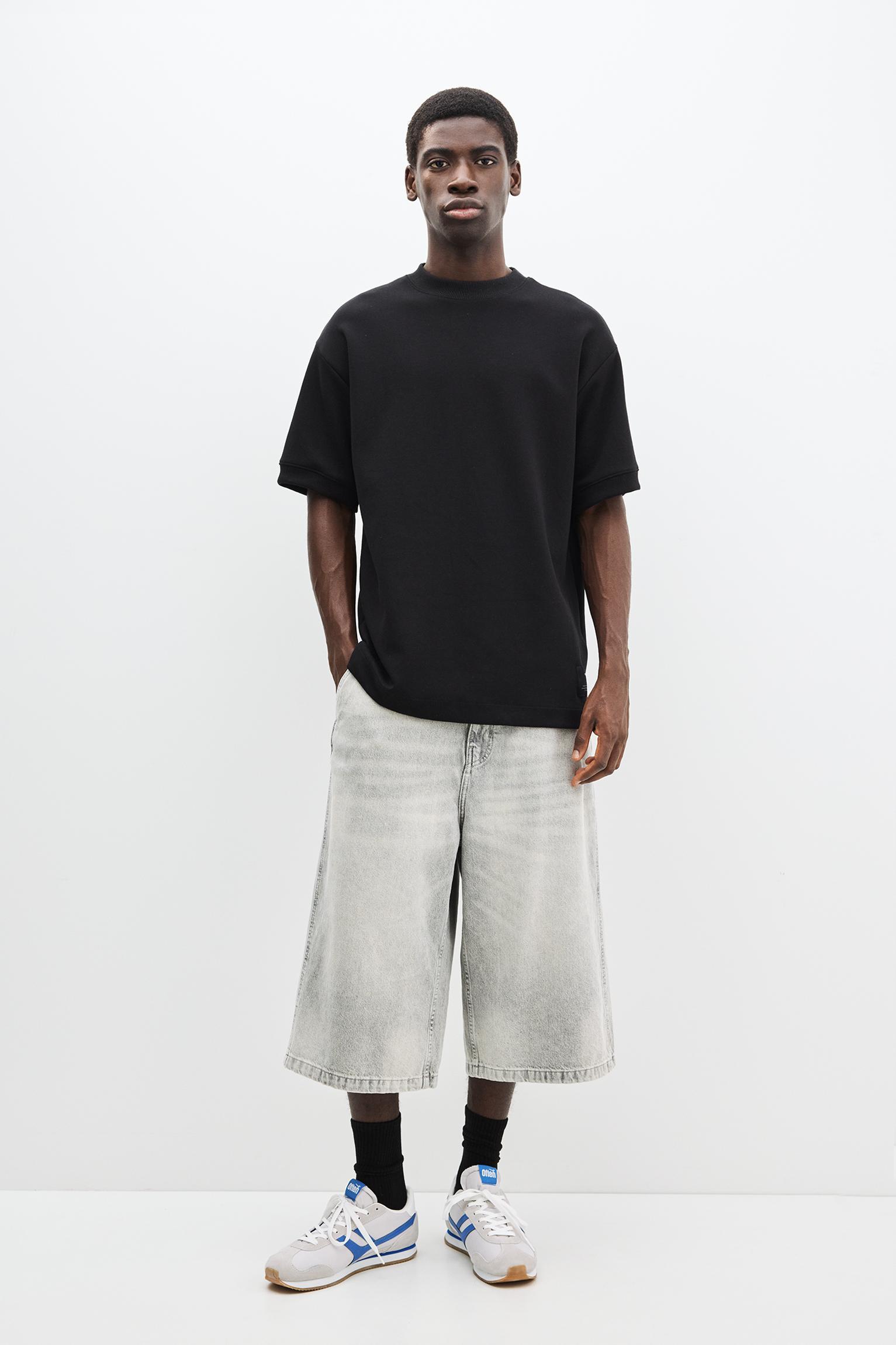 Interlock short sleeve sweatshirt Product Image