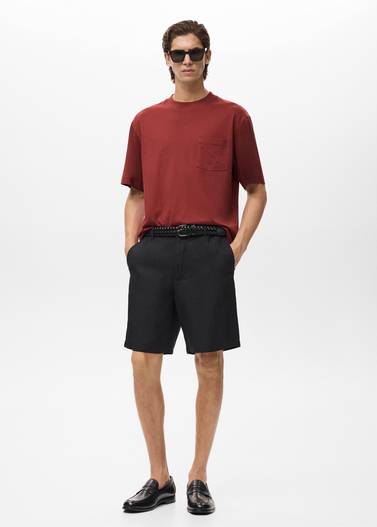 T-shirt 100% cotton boxy fit pocket - Men | MANGO USA Product Image