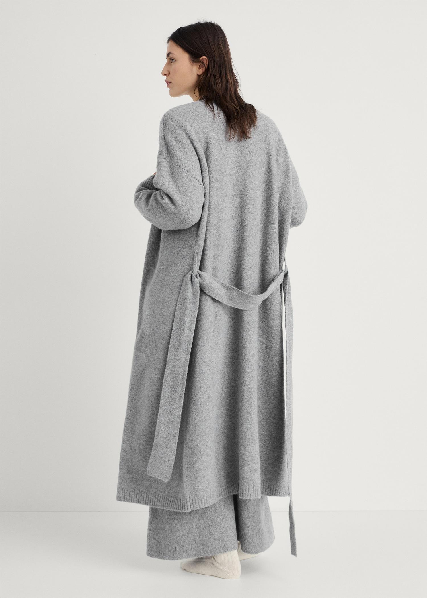 Long knitted cardigan - Women | MANGO USA Product Image