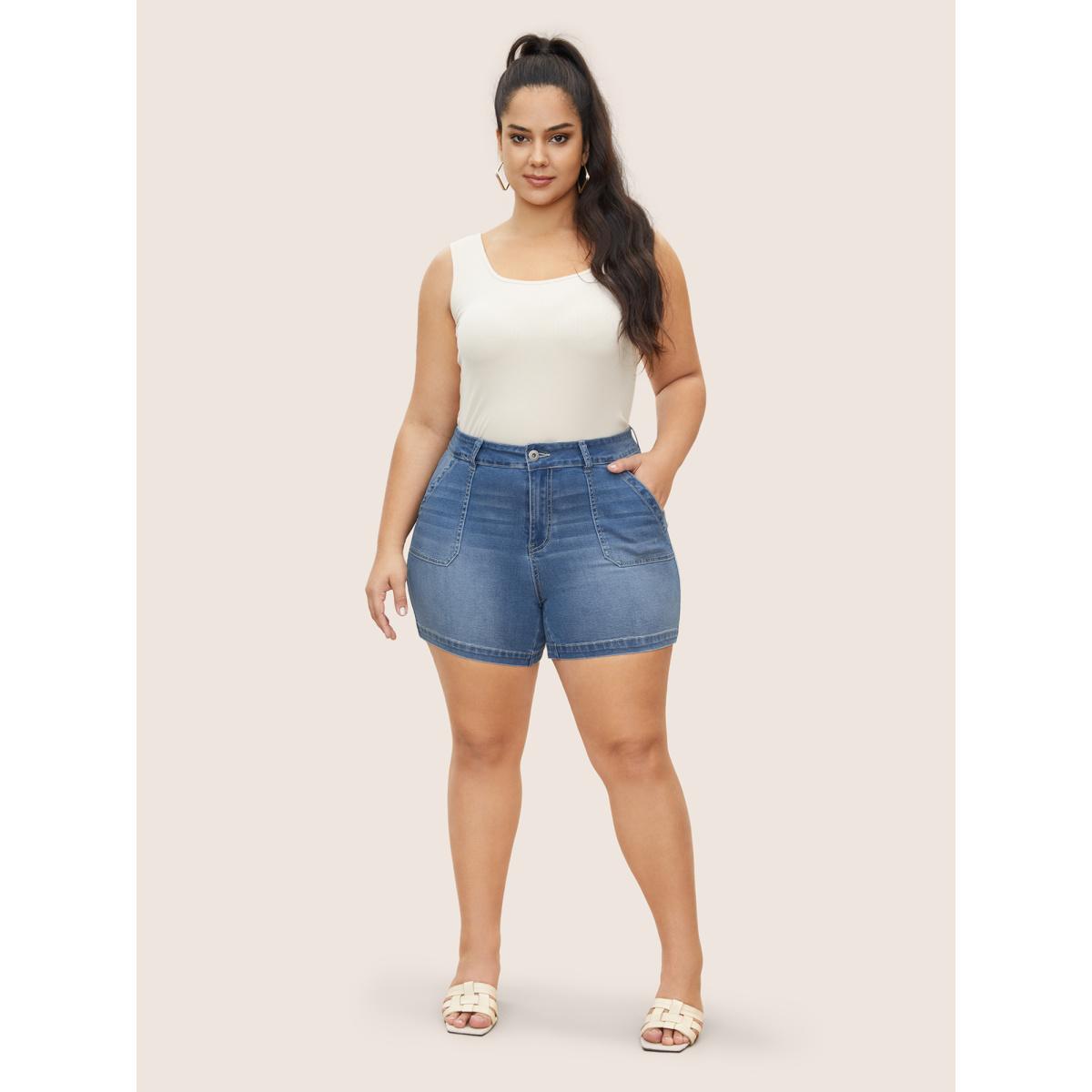 Plus Size Medium Wash High Stretch Denim Skinny Shorts Women Blue Button High stretch Everyday Pocket Casual Denim Shorts BloomChic 24/3X Product Image