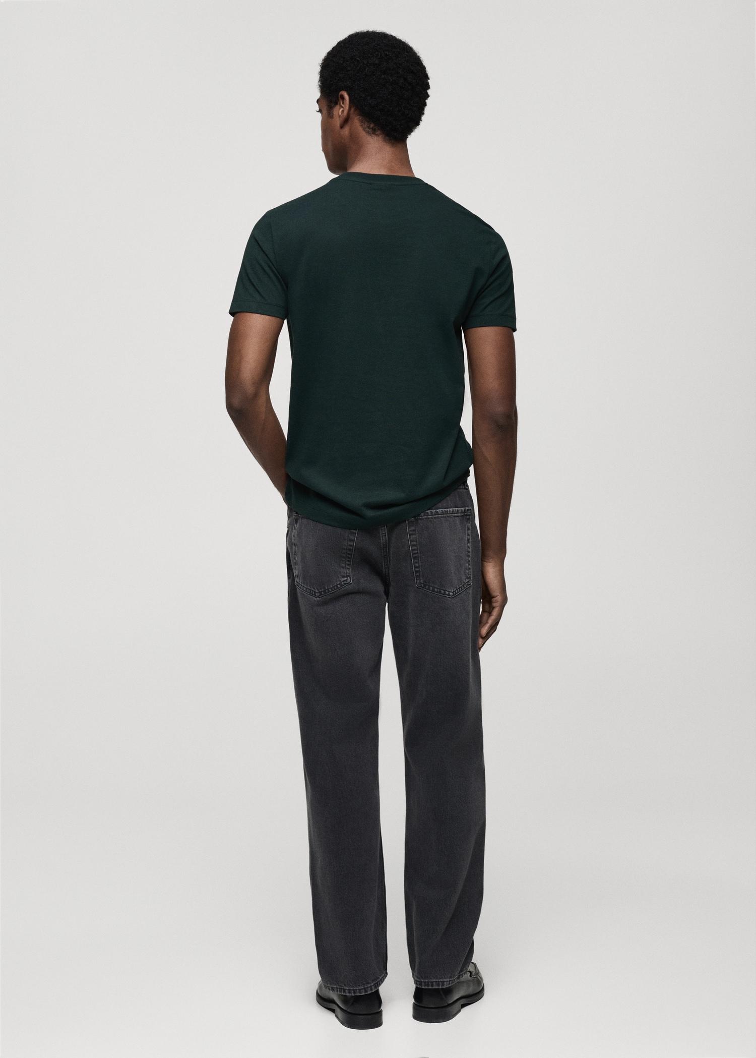 100% cotton slim-fit t-shirt - Men | MANGO USA Product Image