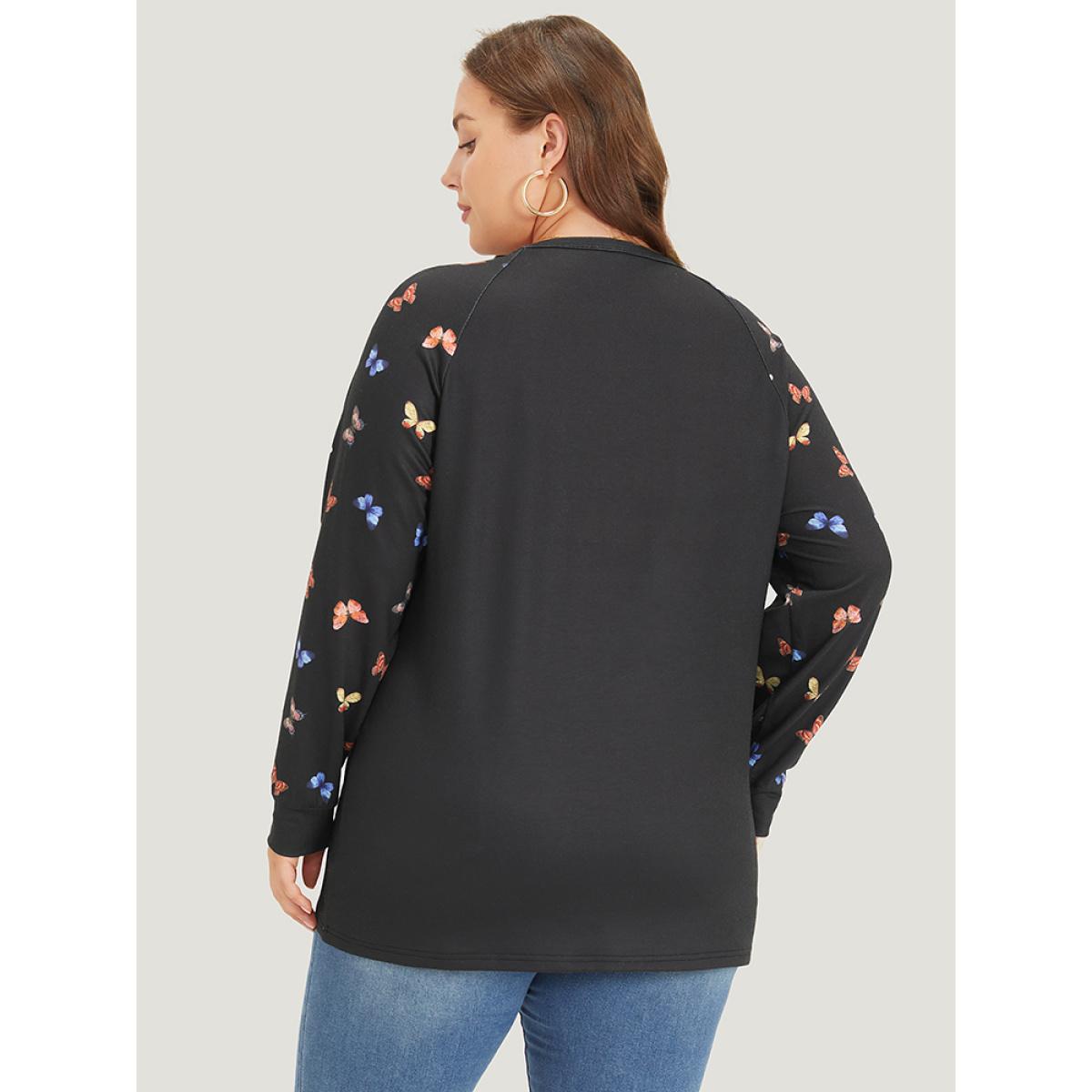 Plus Size Butterfly Print V Neck Raglan Sleeve Sweatshirt Women Black Casual Elastic cuffs V-neck Everyday Sweatshirts BloomChic 30/6X Product Image
