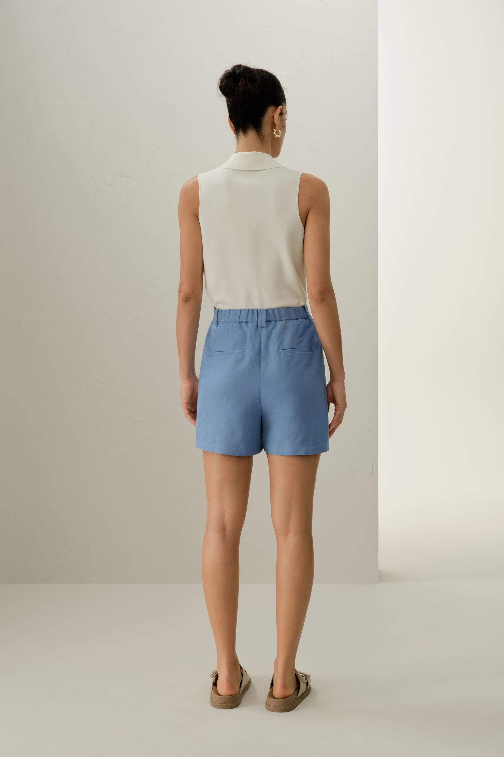High-Rise Silk Linen Shorts Product Image