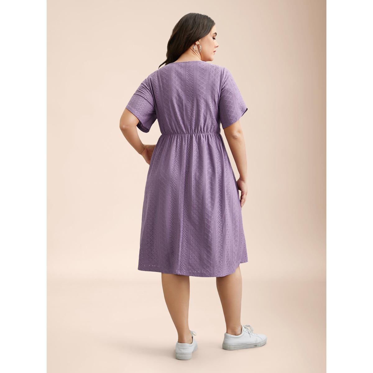 Plus Size Textured Plain Petal Sleeve Pockets Midi Dress Mauve Women Casual Petal edge Round Neck Short sleeve Curvy BloomChic 14-16/1X Product Image