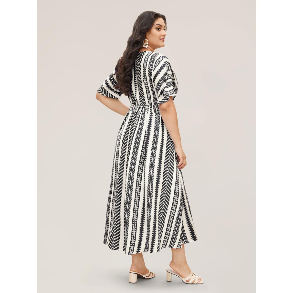 Plus Size Solid Geometric Dolman Sleeve Pocket Shirred Split Hem Dress Beige Women Boho Non V-neck Half Sleeve Curvy Long Dress BloomChic 10/M Product Image