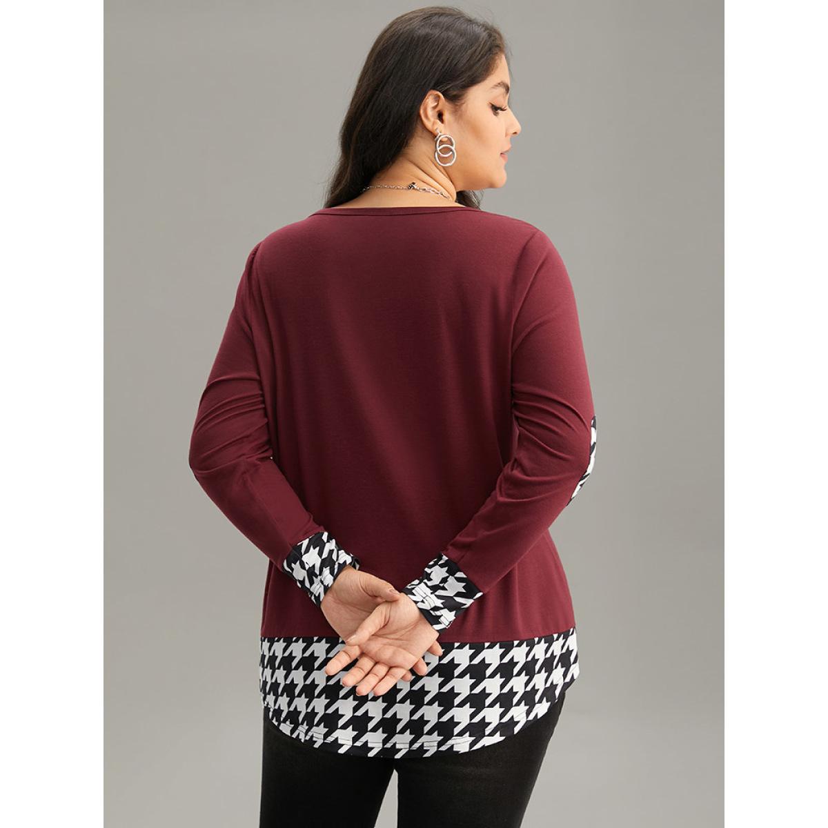 Plus Size Houndstooth Patchwork Contrast Arc Hem T-shirt Burgundy Women Casual Contrast Houndstooth Round Neck Dailywear T-shirts BloomChic 10/M Product Image