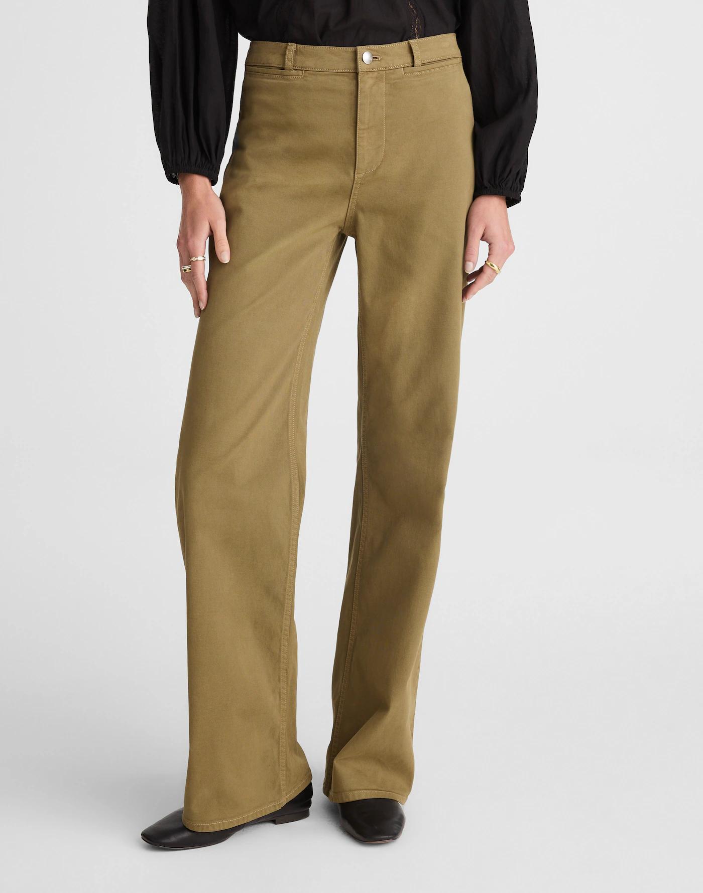 The Wide-Leg Pant in Twill Product Image