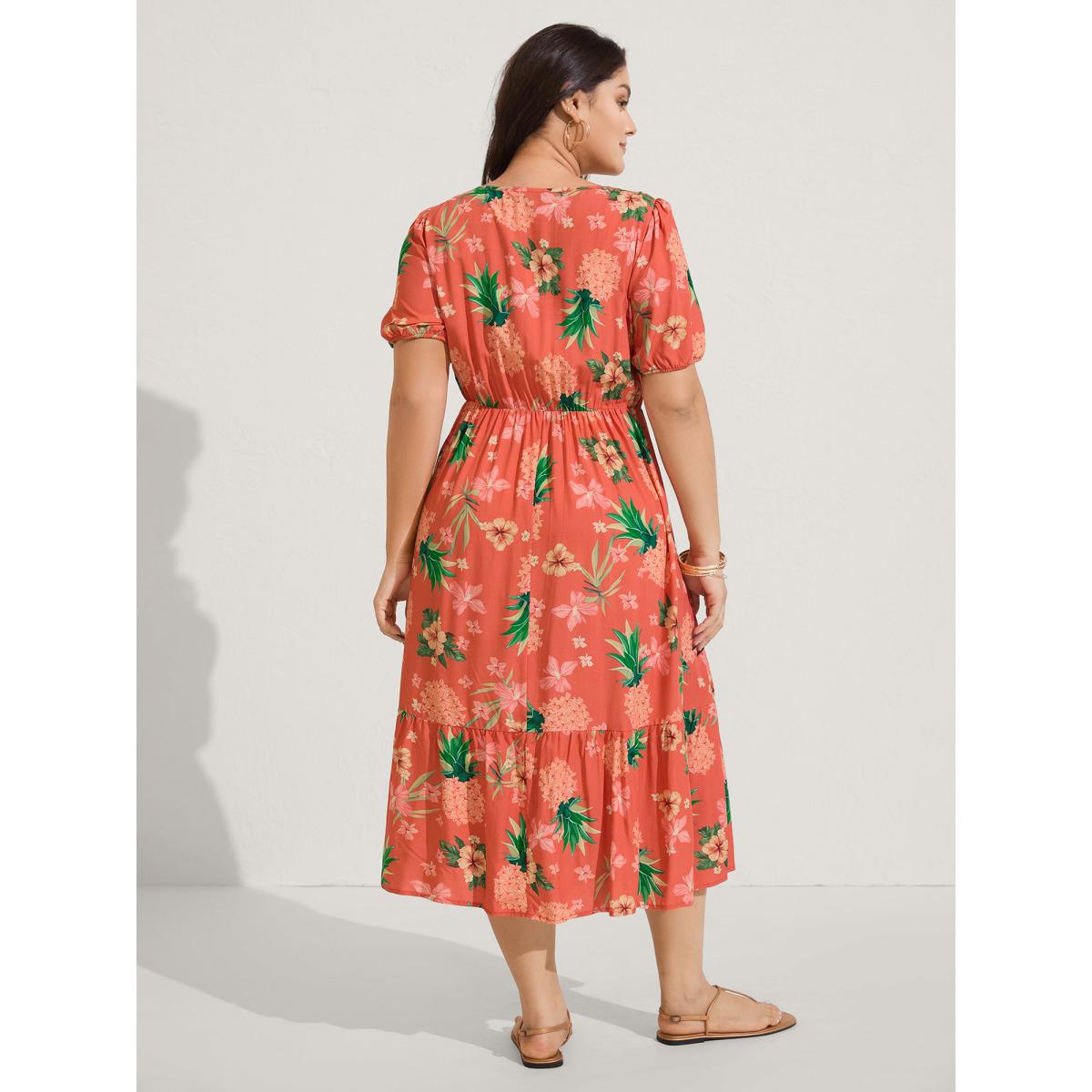 Plus Size Fruity Floral Print Square Neck Midi Dress Salmon Women Square Neck Short sleeve Curvy BloomChic 22-24/3X Product Image