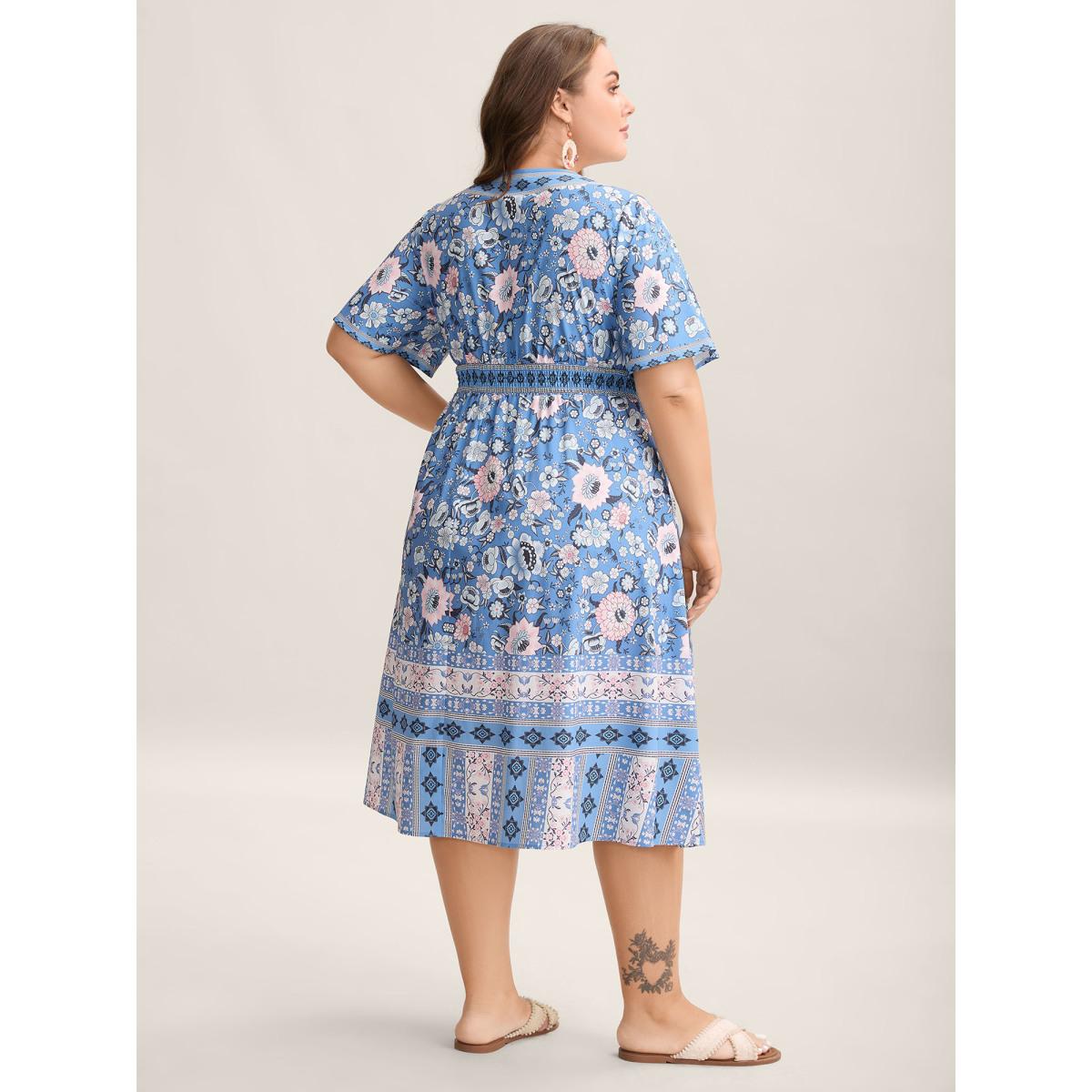 Plus Size Boho Print Pockets V-Neck Midi Dress Mediumblue Women Boho Shirred V-neck Half Sleeve Curvy BloomChic 14-16/1X Product Image