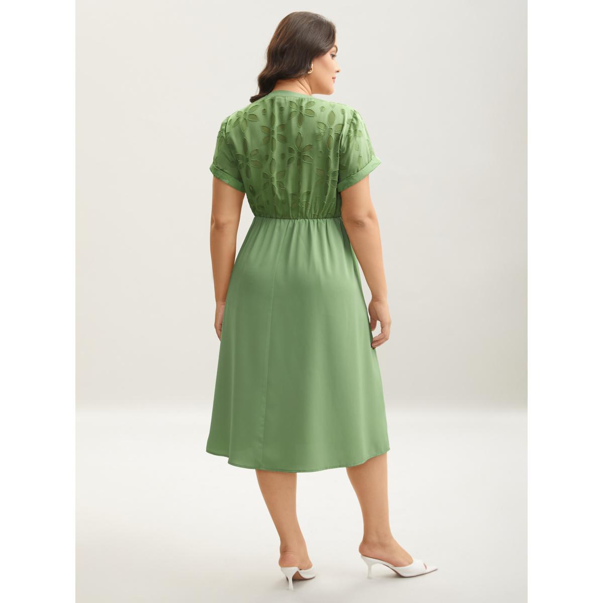 Plus Size Sheer Back Textured Cut-Out Midi Dress Greenbean Women Office Texture Notched collar Short sleeve Curvy BloomChic 28/5X Product Image
